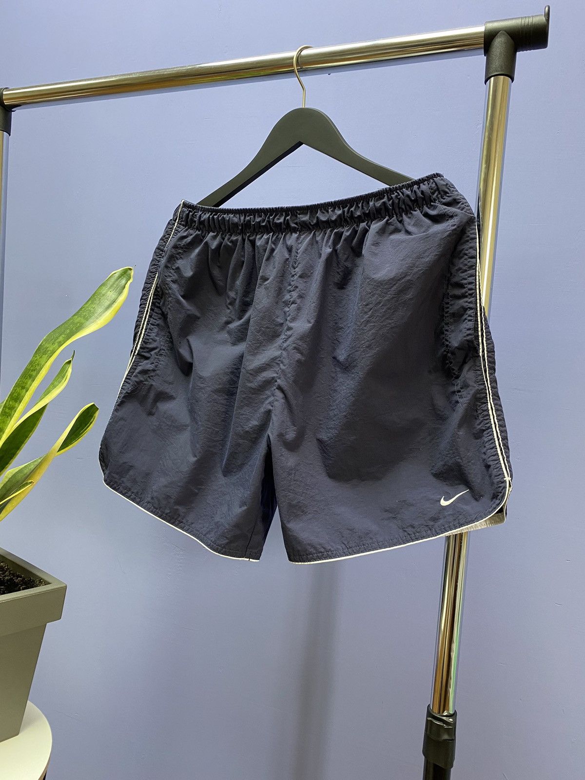 Nike × Vintage Vintage 90s Nike Blue Shorts Size L Size US 34 / EU 50 - 2 Thumbnail