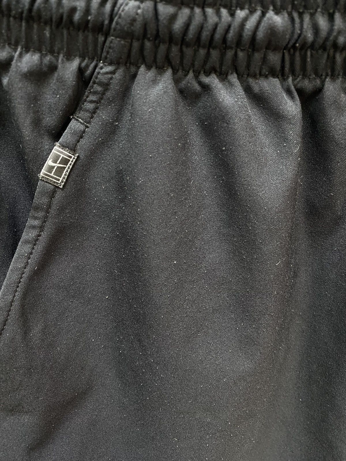 Nike × Vintage Nike Challenge Court Black Shorts Size US 34 / EU 50 - 9 Thumbnail