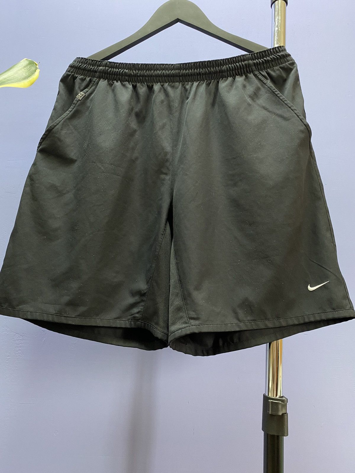 Nike × Vintage Nike Challenge Court Black Shorts Size US 34 / EU 50 - 5 Thumbnail