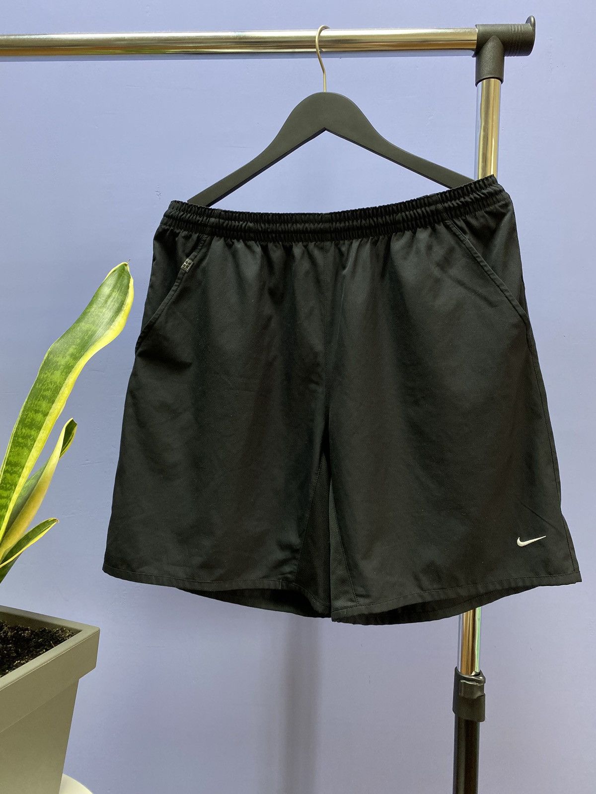 Nike × Vintage Nike Challenge Court Black Shorts Size US 34 / EU 50 - 1 Thumbnail