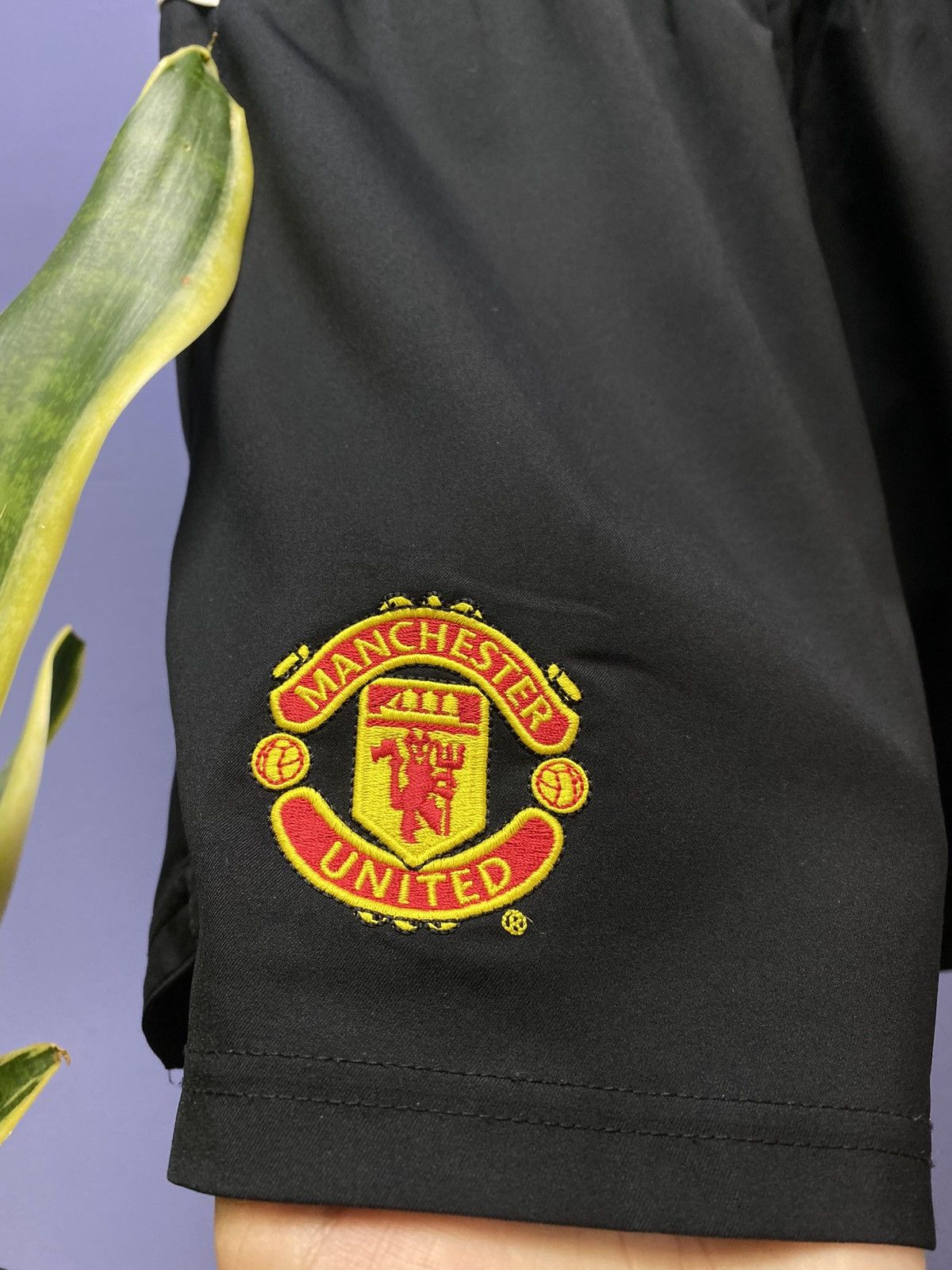 Nike Manchester United 2004-2006 #20 Solskjaer Soccer Shorts Size US 36 / EU 52 - 9 Thumbnail