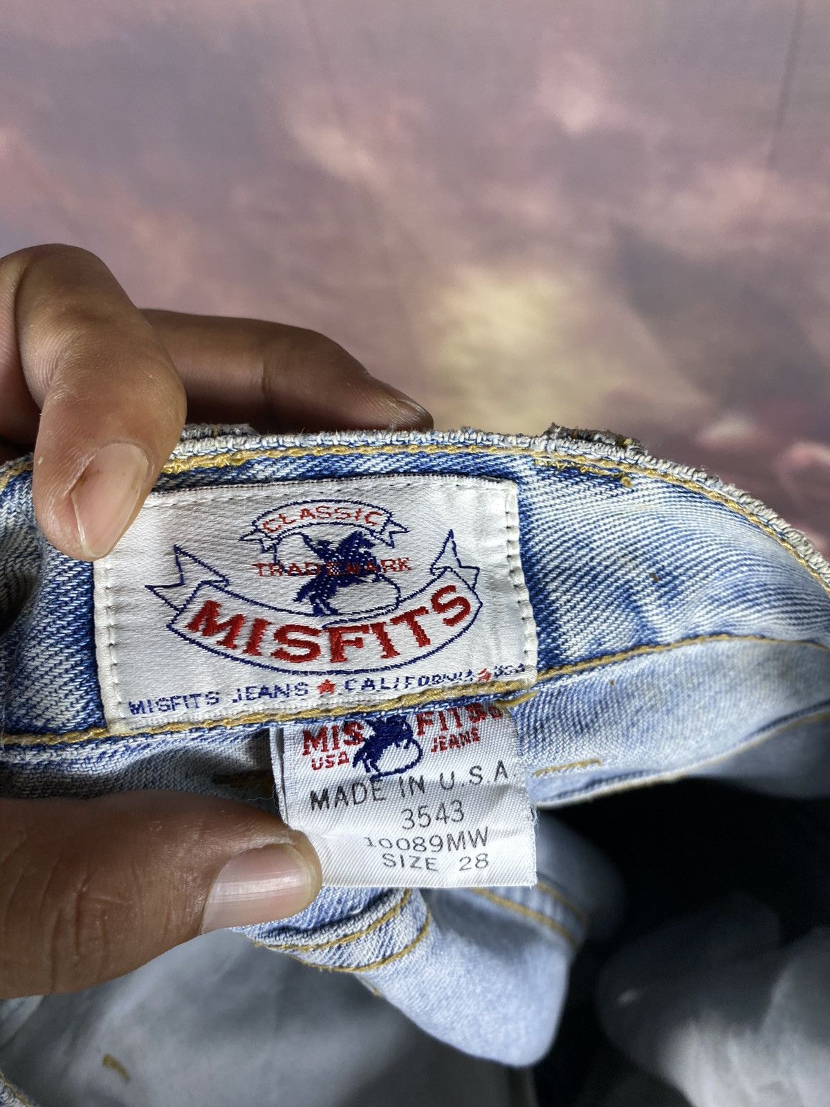 Jean × Misfits Vintage Misfits Distressed Denim Stain Jeans 29x30.5 Size US 29 - 11 Thumbnail