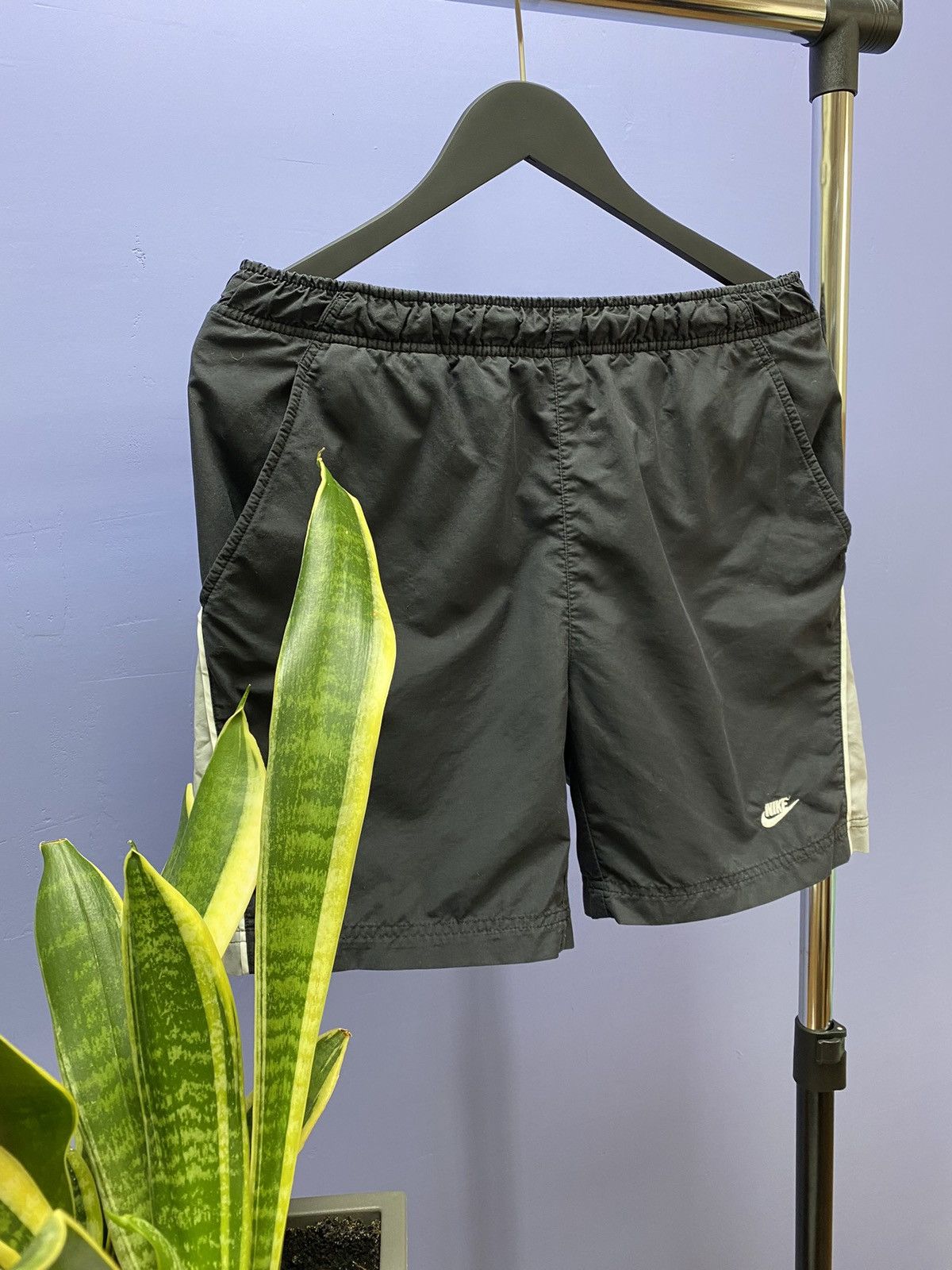 Nike × Vintage Vintage Nike Small Logo Swoosh Shorts Size S Size US 30 / EU 46 - 3 Thumbnail