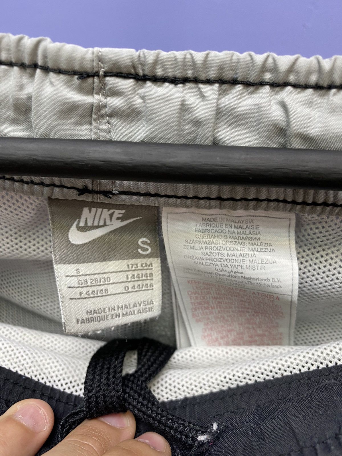 Nike × Vintage Vintage Nike Small Logo Swoosh Shorts Size S Size US 30 / EU 46 - 7 Thumbnail