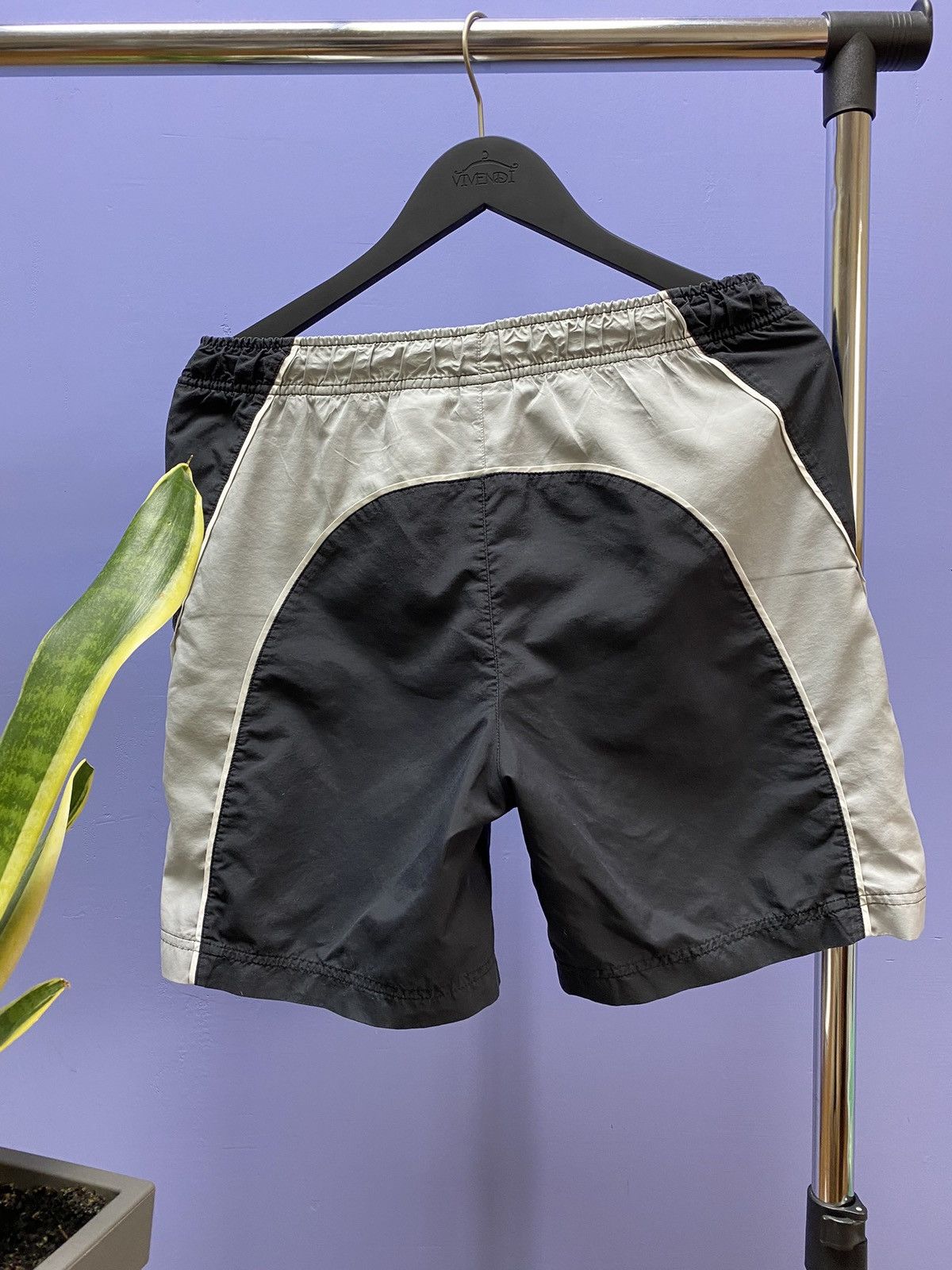 Nike × Vintage Vintage Nike Small Logo Swoosh Shorts Size S Size US 30 / EU 46 - 10 Thumbnail
