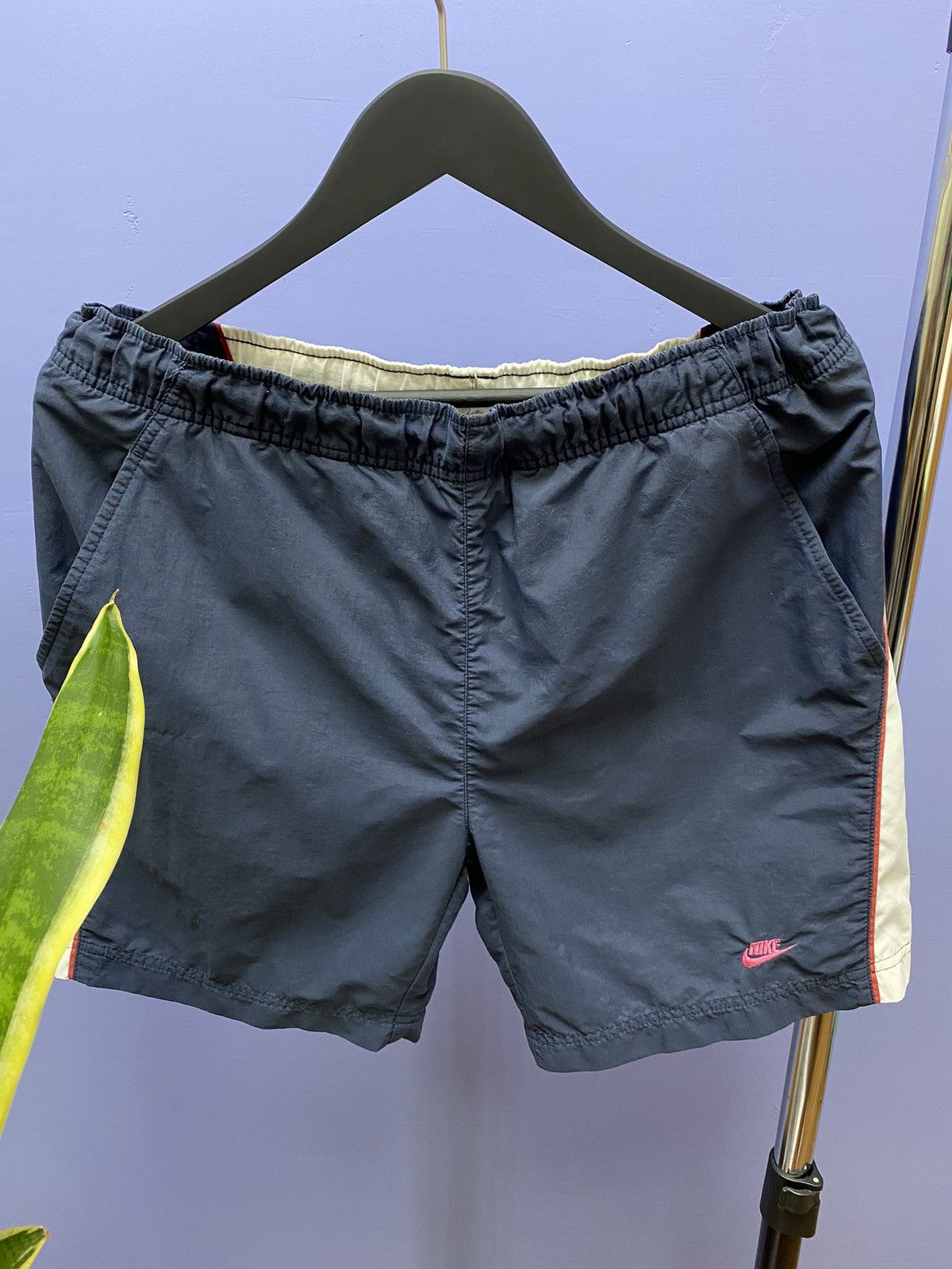 Nike × Vintage Vintage Nike Small Logo Swoosh Shorts Size S Size US 30 / EU 46 - 4 Thumbnail