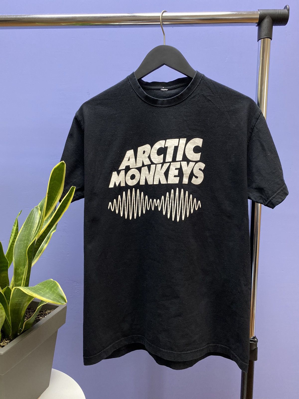 Band Tees Arctic Monkeys Logo Band T Shirt T Shirt Size US M / EU 48-50 / 2 - 1 Thumbnail