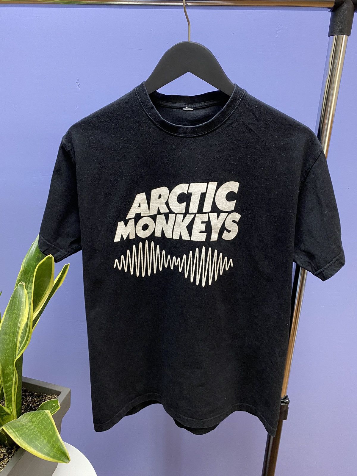 Band Tees Arctic Monkeys Logo Band T Shirt T Shirt Size US M / EU 48-50 / 2 - 5 Thumbnail