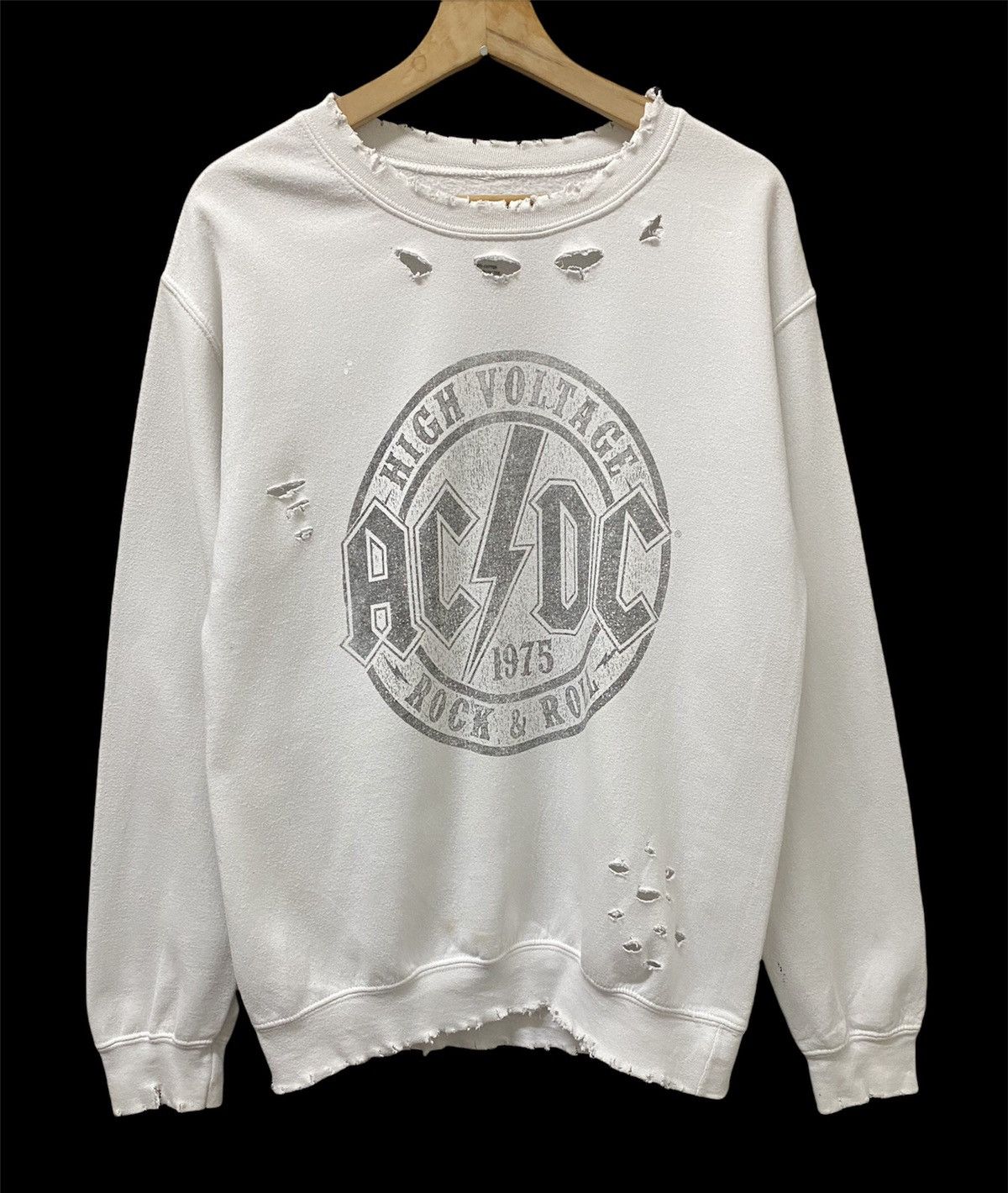 AC/DC 🔥VINTAGE ACDC HIGH VOLTAGE ROCK & ROLL SWEATSHIRT Size US S / EU 44-46 / 1 - 6 Thumbnail