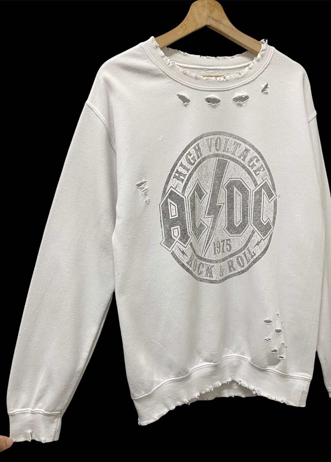 AC/DC 🔥VINTAGE ACDC HIGH VOLTAGE ROCK & ROLL SWEATSHIRT Size US S / EU 44-46 / 1 - 8 Thumbnail