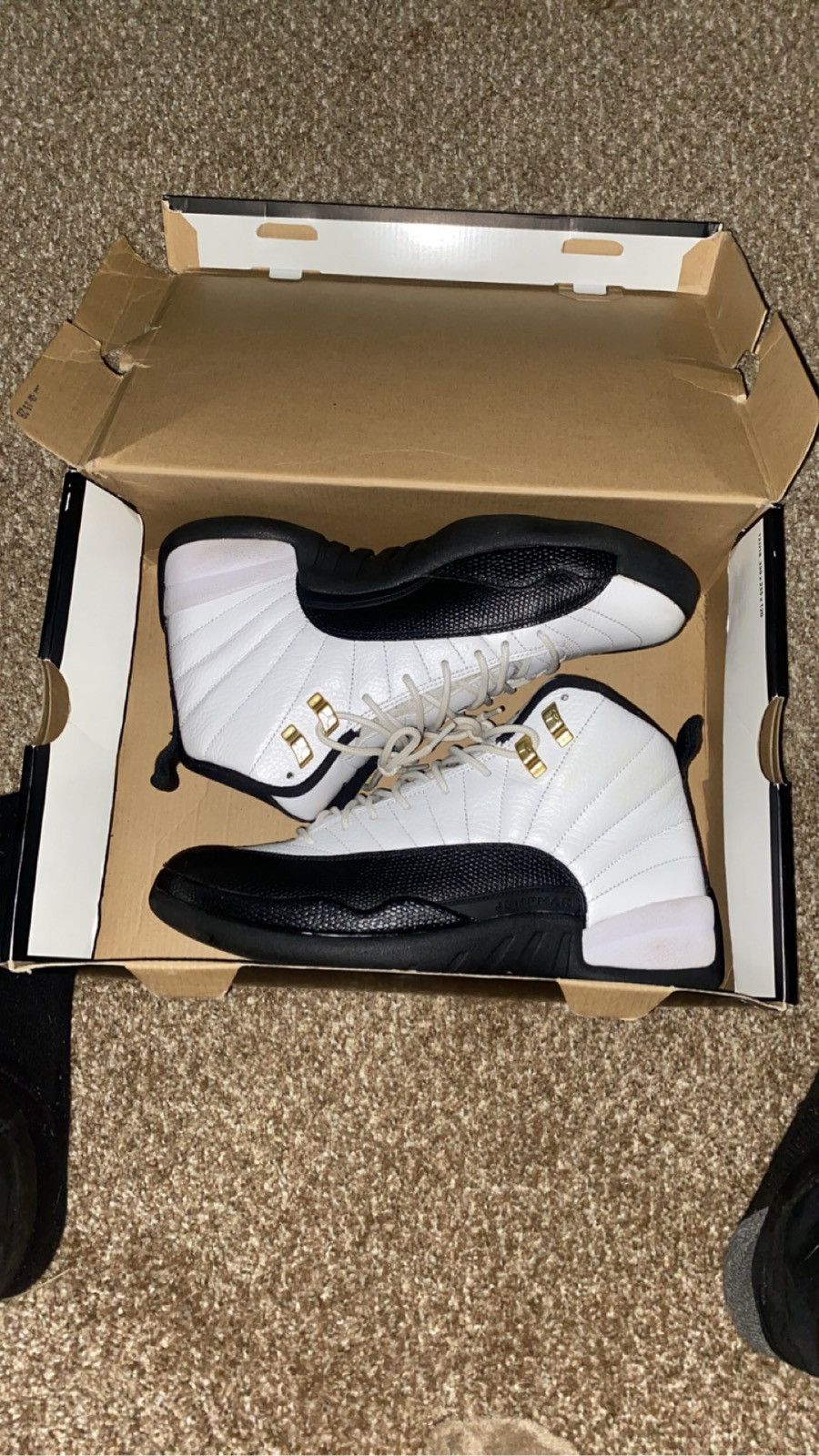 Jordan Retro 12 “Taxi”