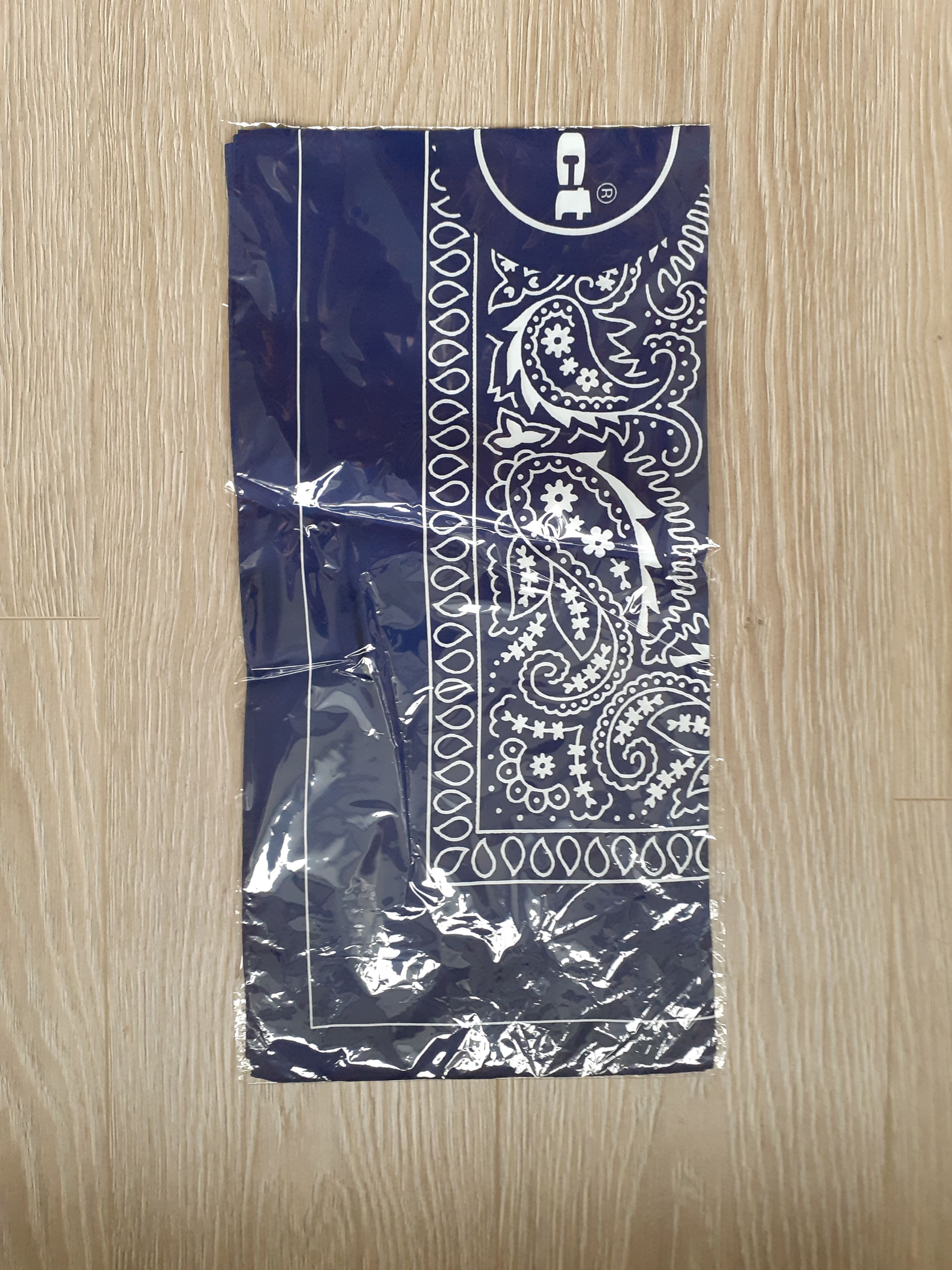 FUCT FUCT BANDANA SILK SCARF Size ONE SIZE - 2 Thumbnail
