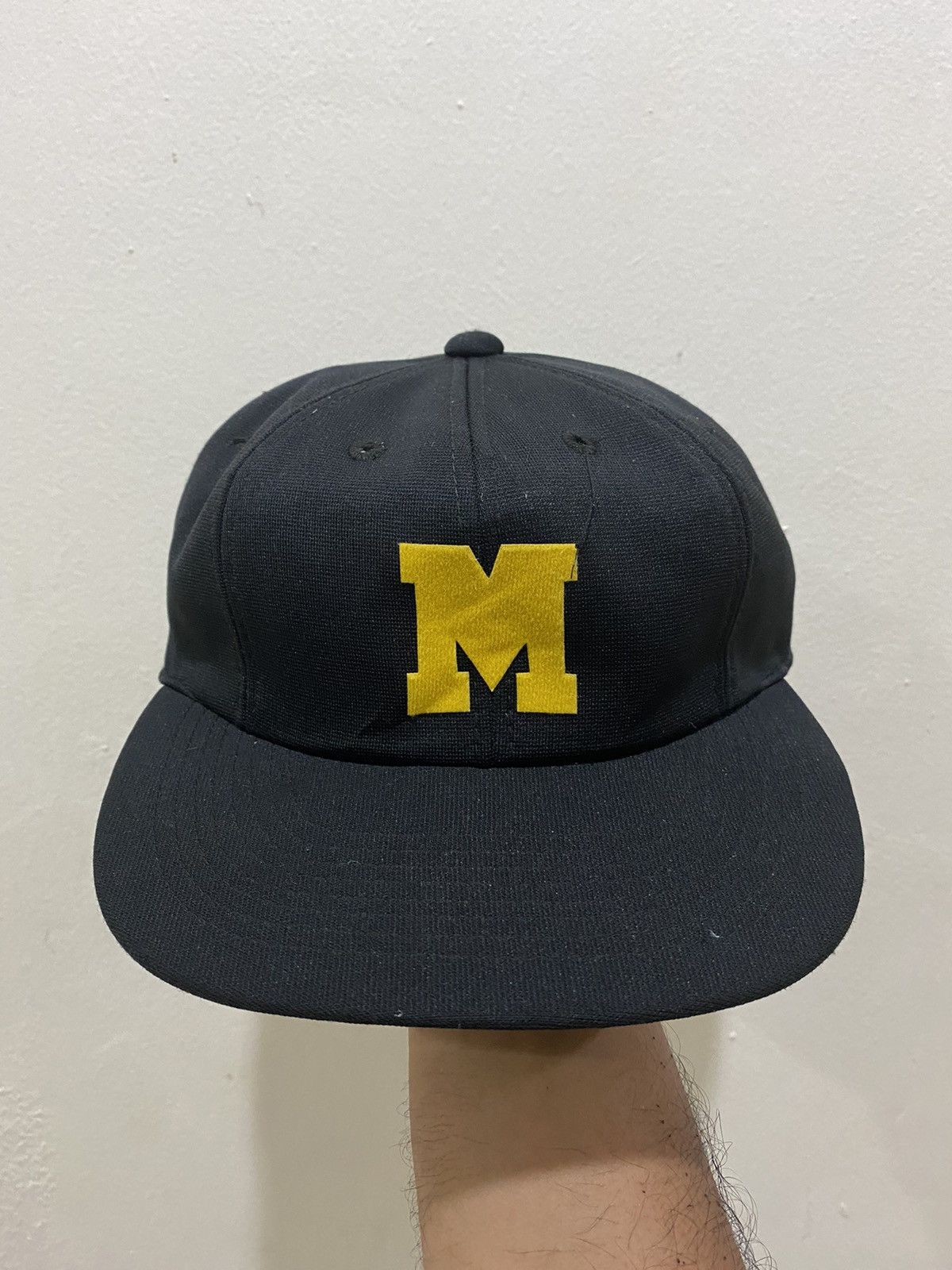 Japanese Brand 🔥Vintage🔥 “M” Japanese Baseball Team Hat Size ONE SIZE - 2 Thumbnail