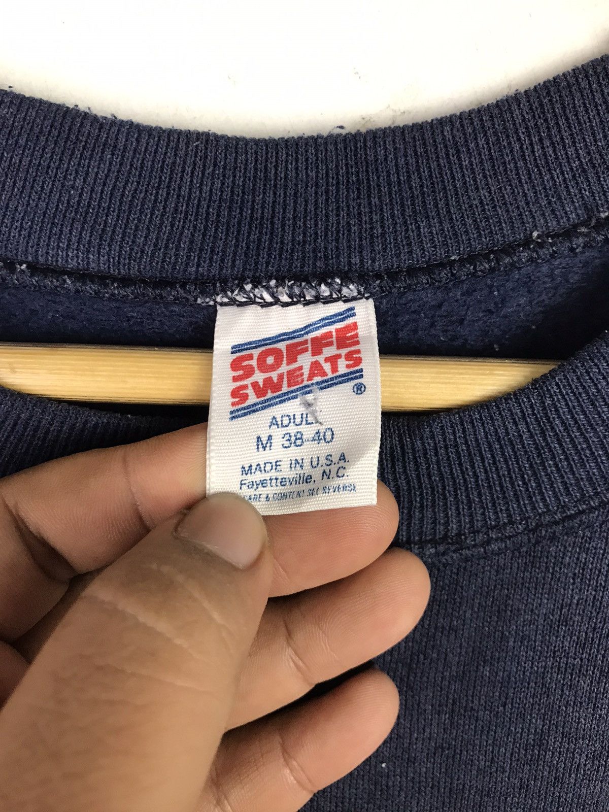 Vintage Vintage Navy Sweatshirt made in Usa Size US M / EU 48-50 / 2 - 4 Thumbnail