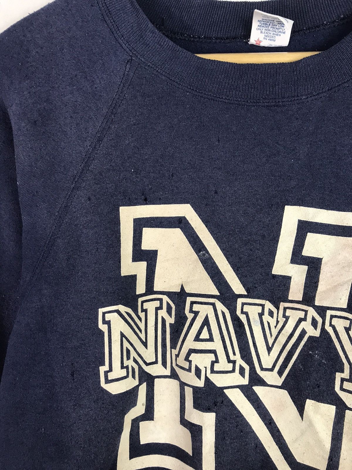 Vintage Vintage Navy Sweatshirt made in Usa Size US M / EU 48-50 / 2 - 7 Thumbnail
