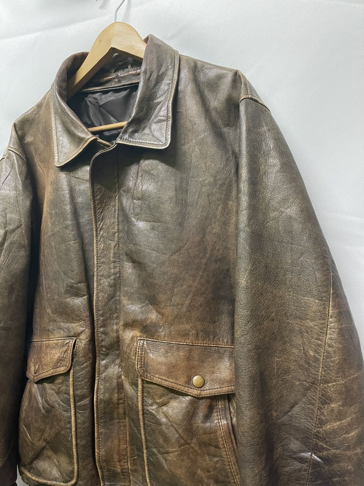 Vintage 📌Binding Offer📌 VINTAGE LEATHER JACKET BOMBER STYLE Size US XL / EU 56 / 4 - 9 Thumbnail
