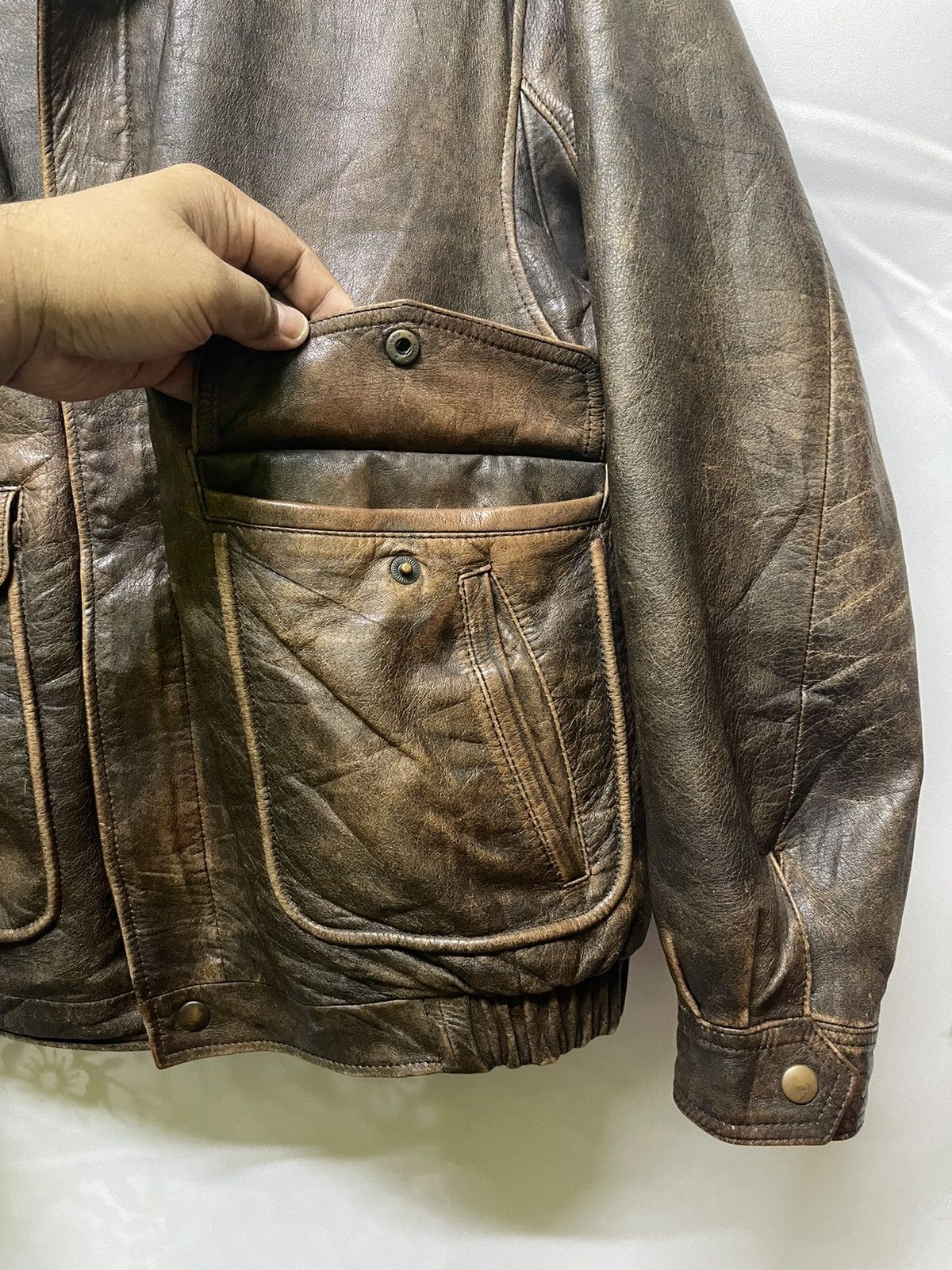 Vintage 📌Binding Offer📌 VINTAGE LEATHER JACKET BOMBER STYLE Size US XL / EU 56 / 4 - 11 Thumbnail