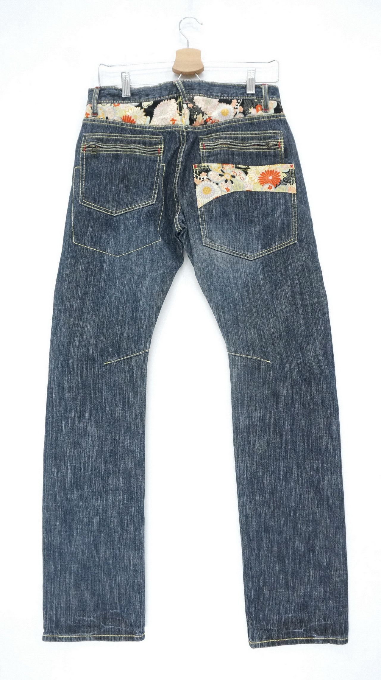 Japanese Brand WILD KHAKIS Japan Floral Art Dusty Dark Blue Jeans Size US 31 - 1 Thumbnail
