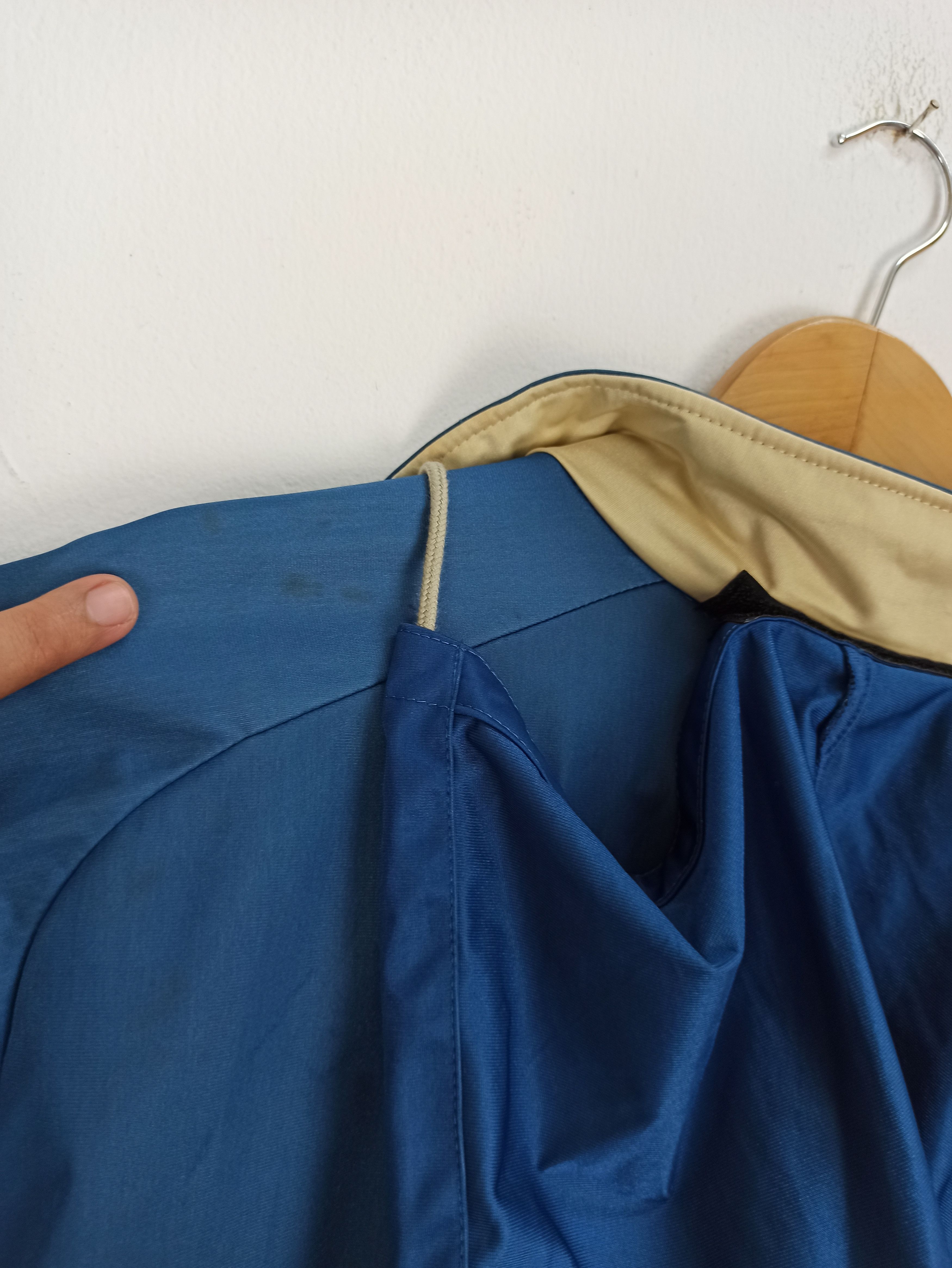 Goretex Vintage Gore-tex Windbreaker Jacket Hoodie Running Size US L / EU 52-54 / 3 - 8 Thumbnail