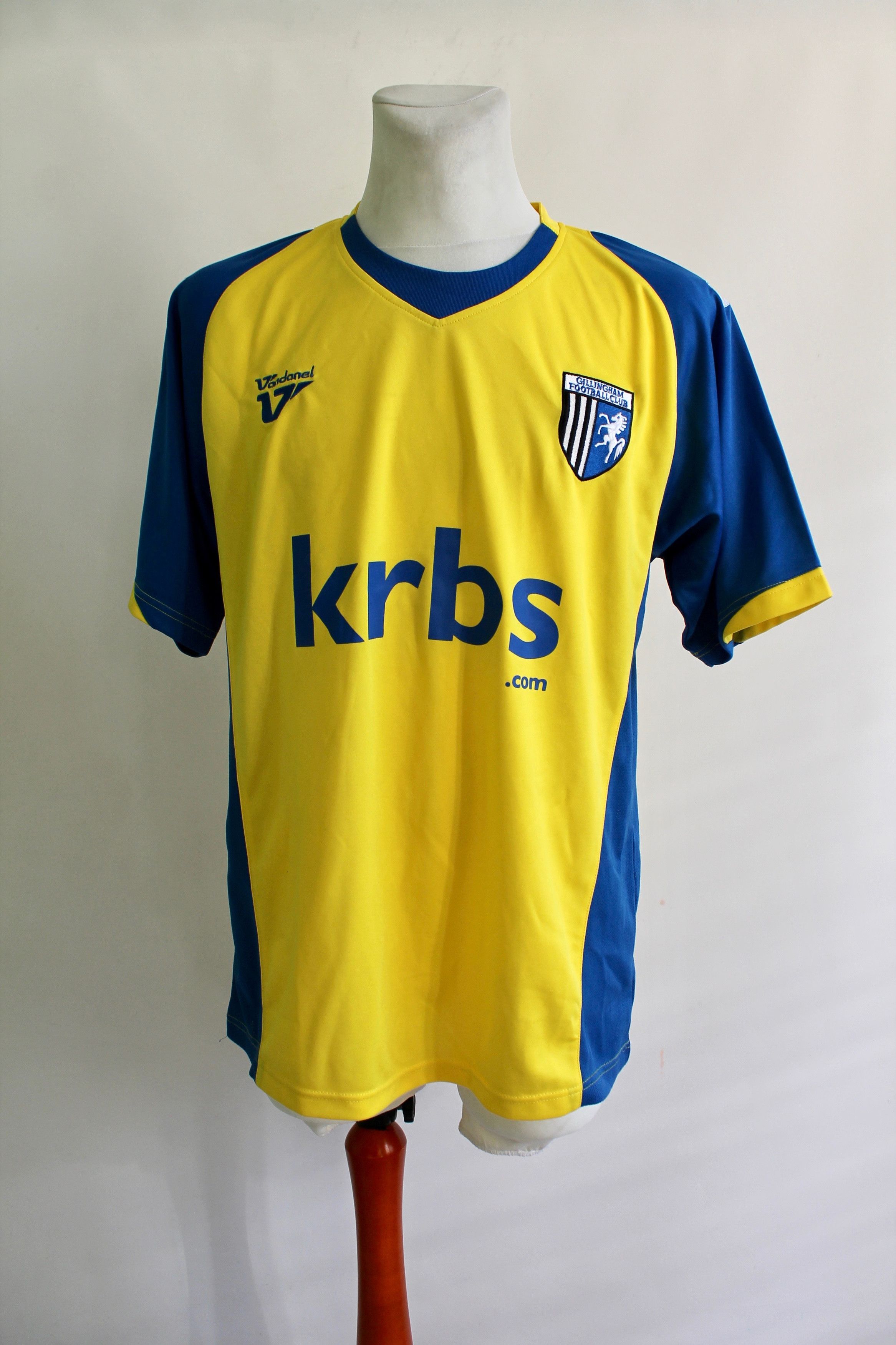 Vintage 2009 2010 Gillingham Away Kit Soccer team Football The Gills Size US L / EU 52-54 / 3 - 2 Thumbnail