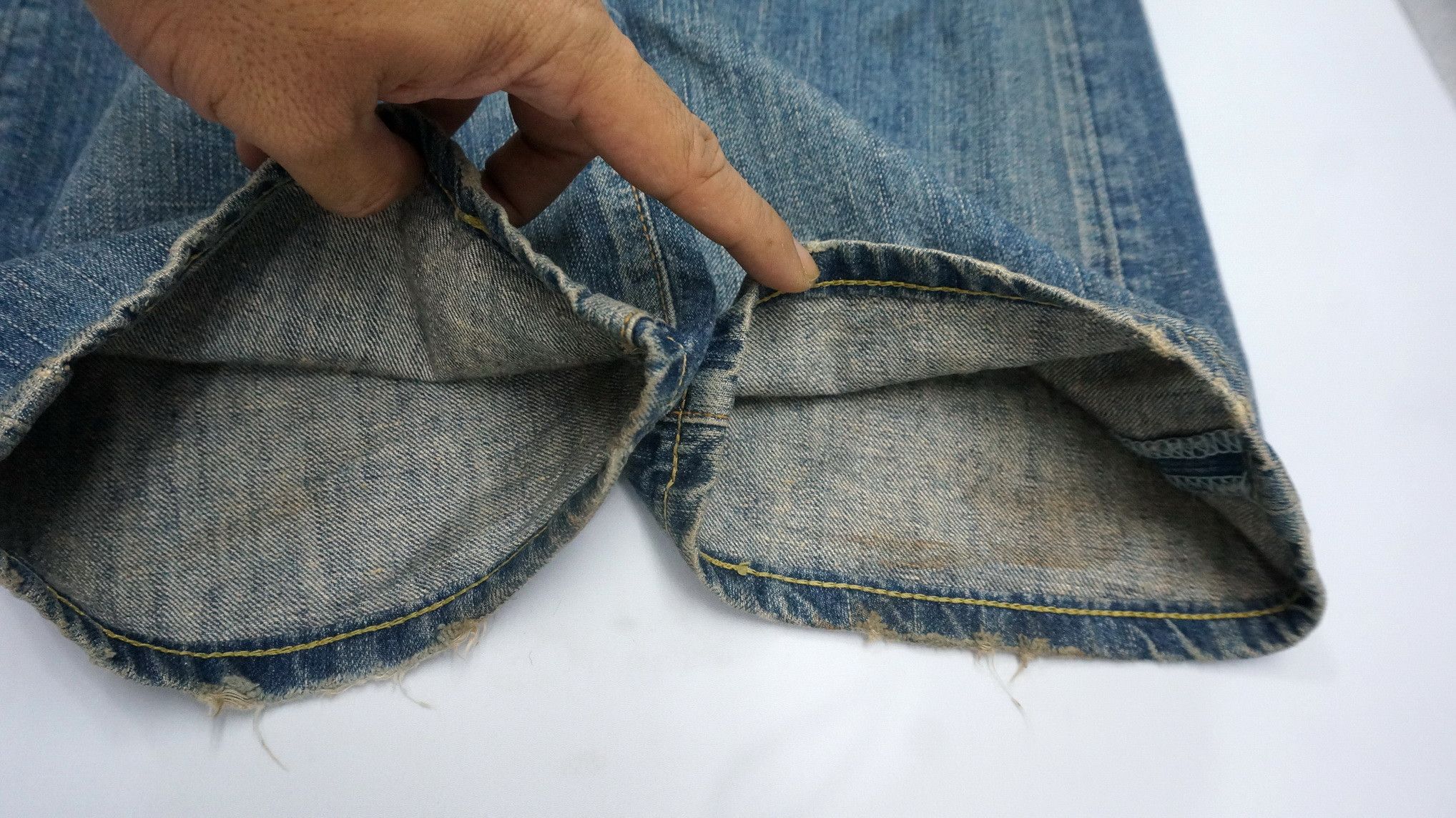 Edwin Rare! EDWIN 504 Rebel Vintage Rusted Aging Jeans Size US 30 / EU 46 - 21 Thumbnail