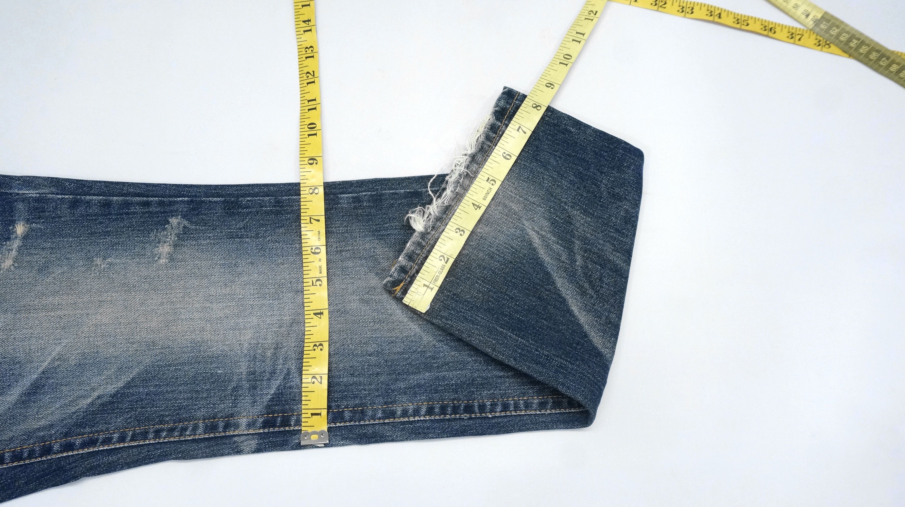 Designer RARE 🔥 YOSHITOMO NARA LOLITA Circus Vintage Jeans Size US 29 - 20 Thumbnail
