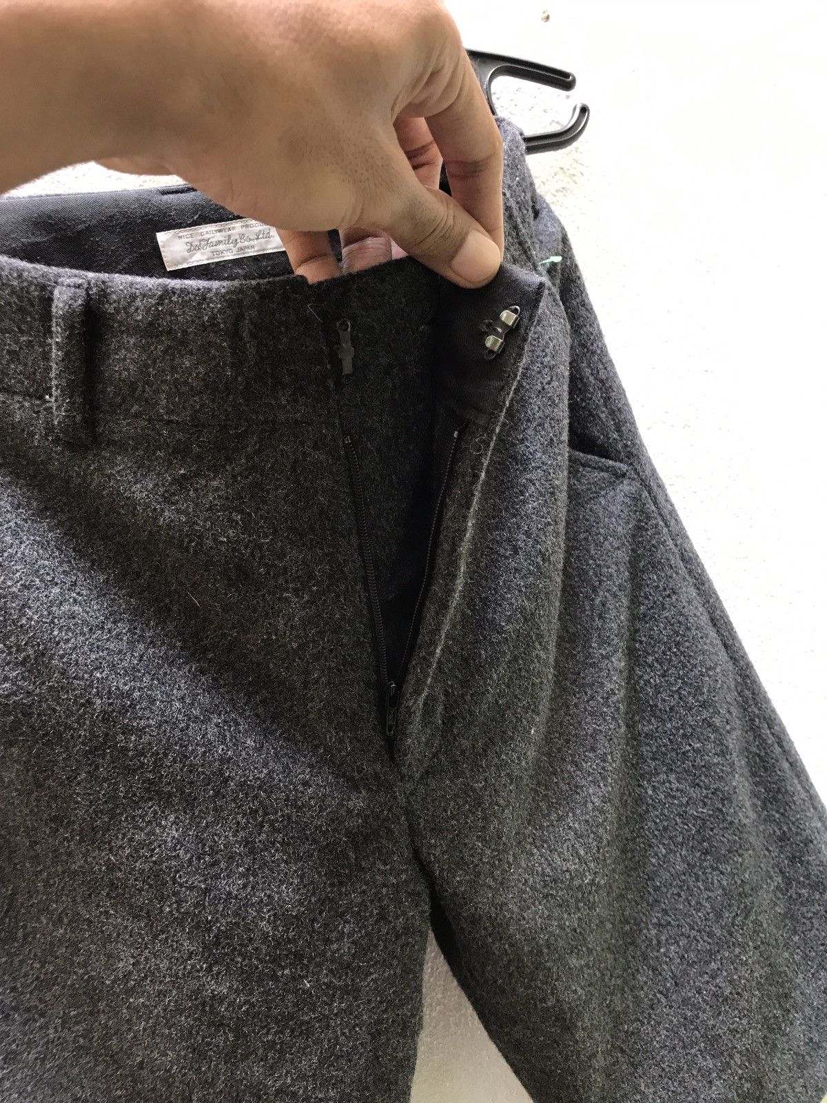 Japanese Brand Wool cashmere short pant made in japan Size US 28 / EU 44 - 5 Thumbnail
