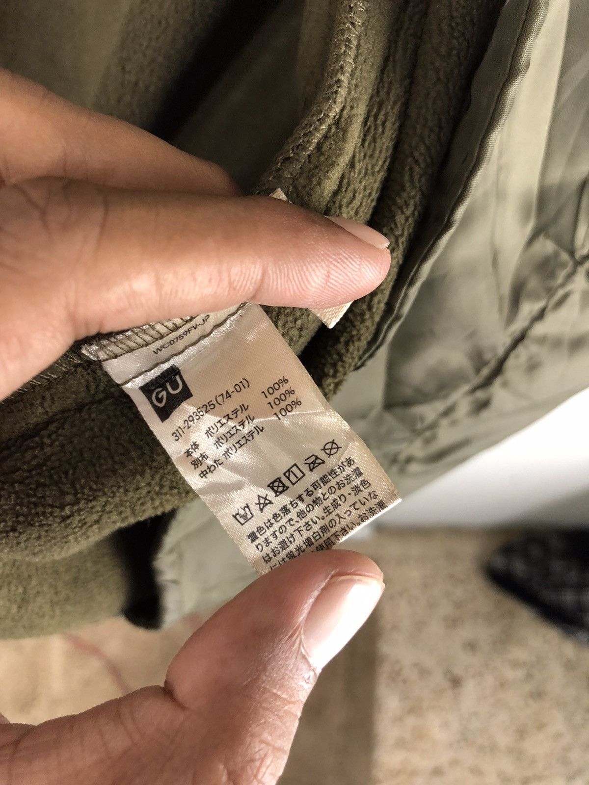 Japanese Brand GU FLEECE HOODED JACKET NICE DESIGN Size US M / EU 48-50 / 2 - 8 Thumbnail