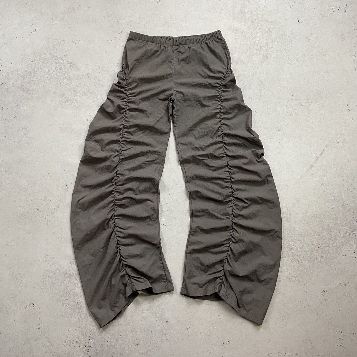 Japanese Brand Archival Pleated Nylon Pants Drill Issey Miyake Style Size 27" / US 4 / IT 40 - 13 Thumbnail