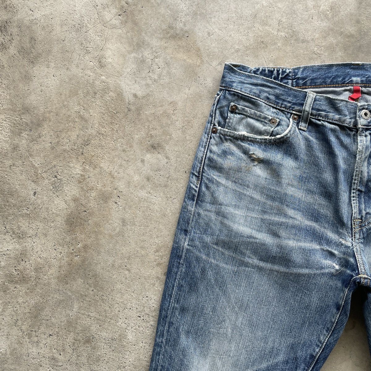 Japanese Brand Vintage Japanese Faded Distressed Denim Jeans Pants W33x30 Size US 33 - 5 Thumbnail