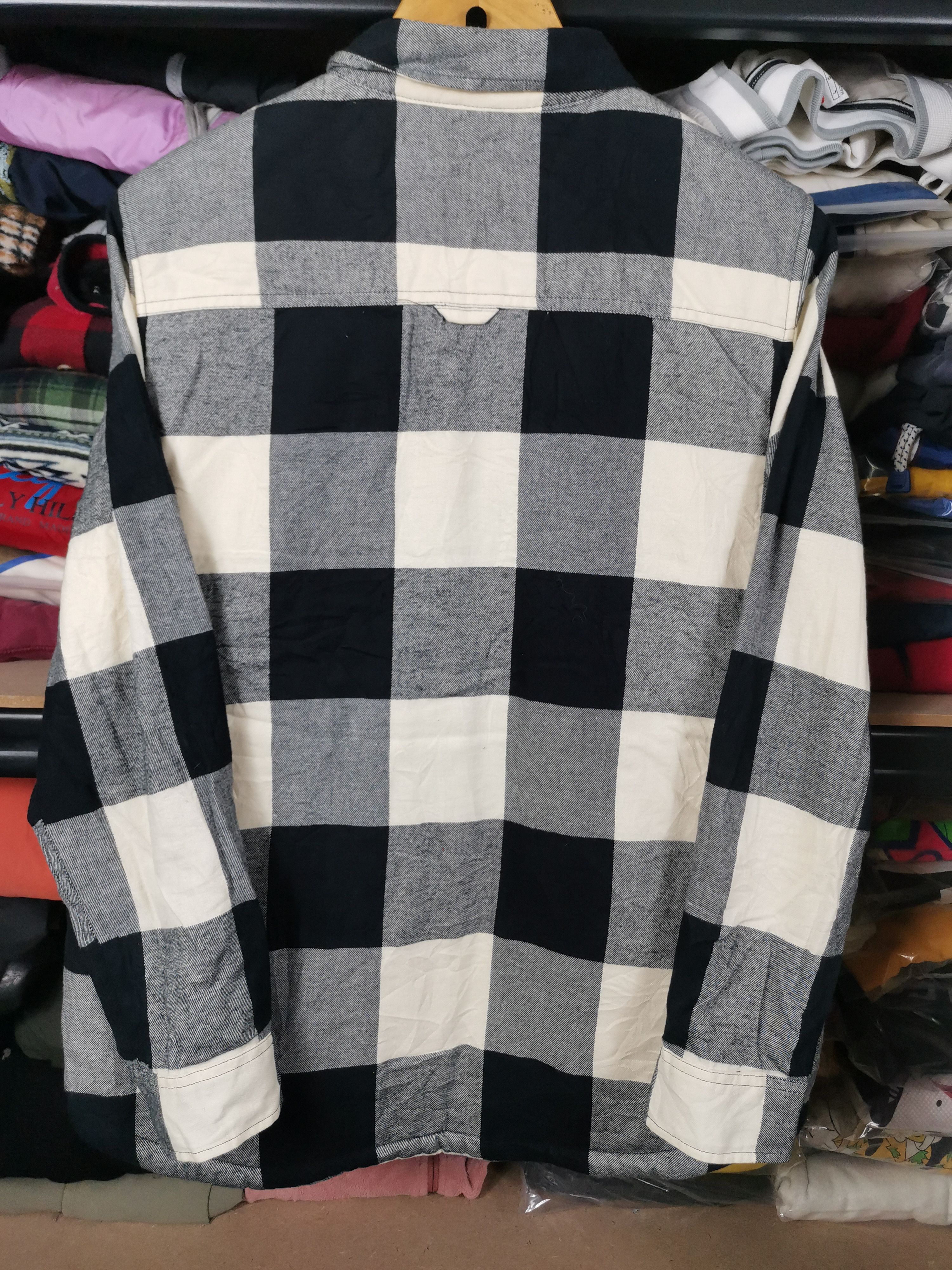 Uniqlo Uniqlo Chekered Linning Fleece Sherpa Flannel Shirt Size US M / EU 48-50 / 2 - 3 Thumbnail