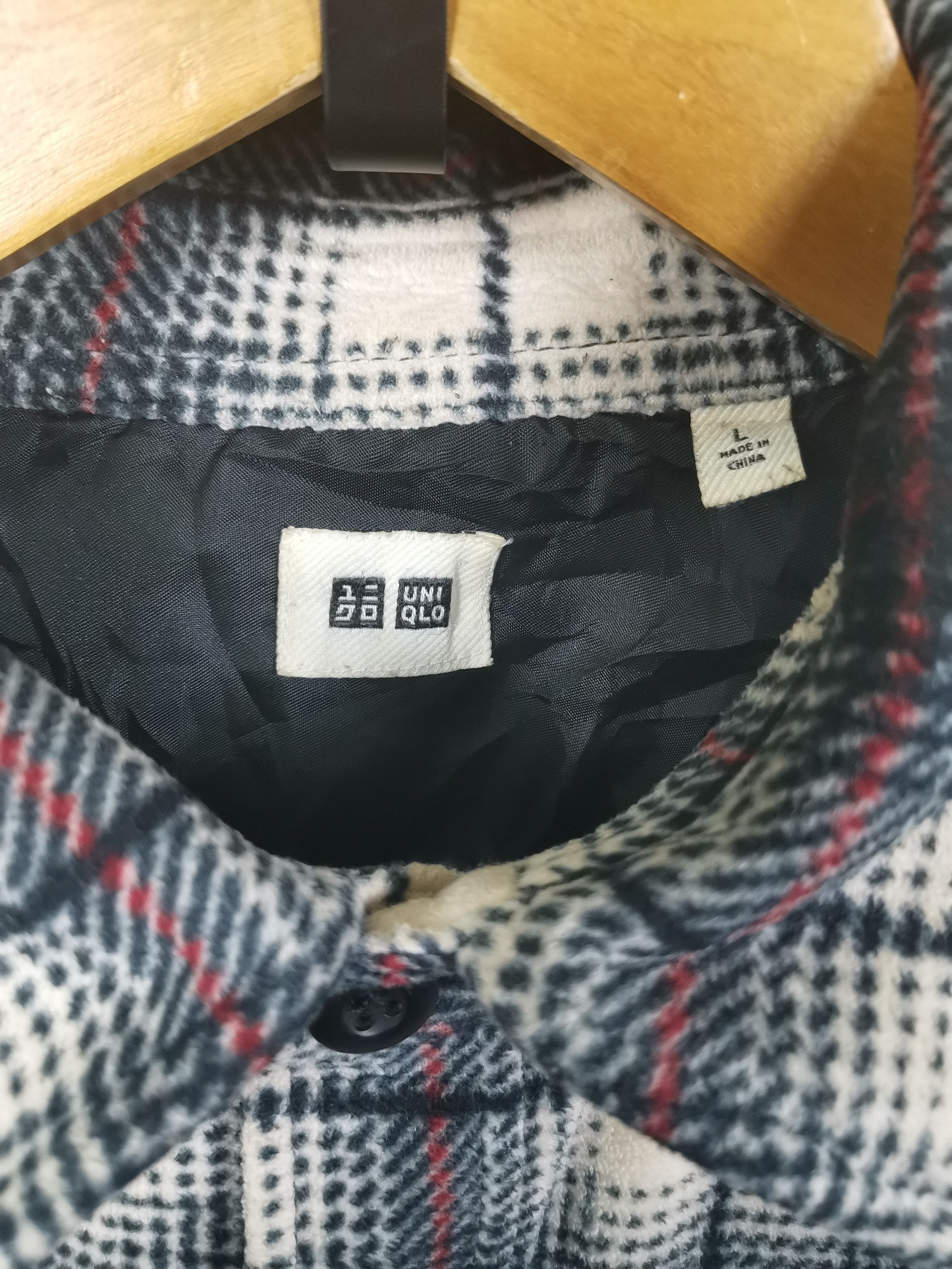 Japanese Brand Vintage Japanese Brand Uniqlo Plaid Flannel Shirt Size US L / EU 52-54 / 3 - 3 Thumbnail
