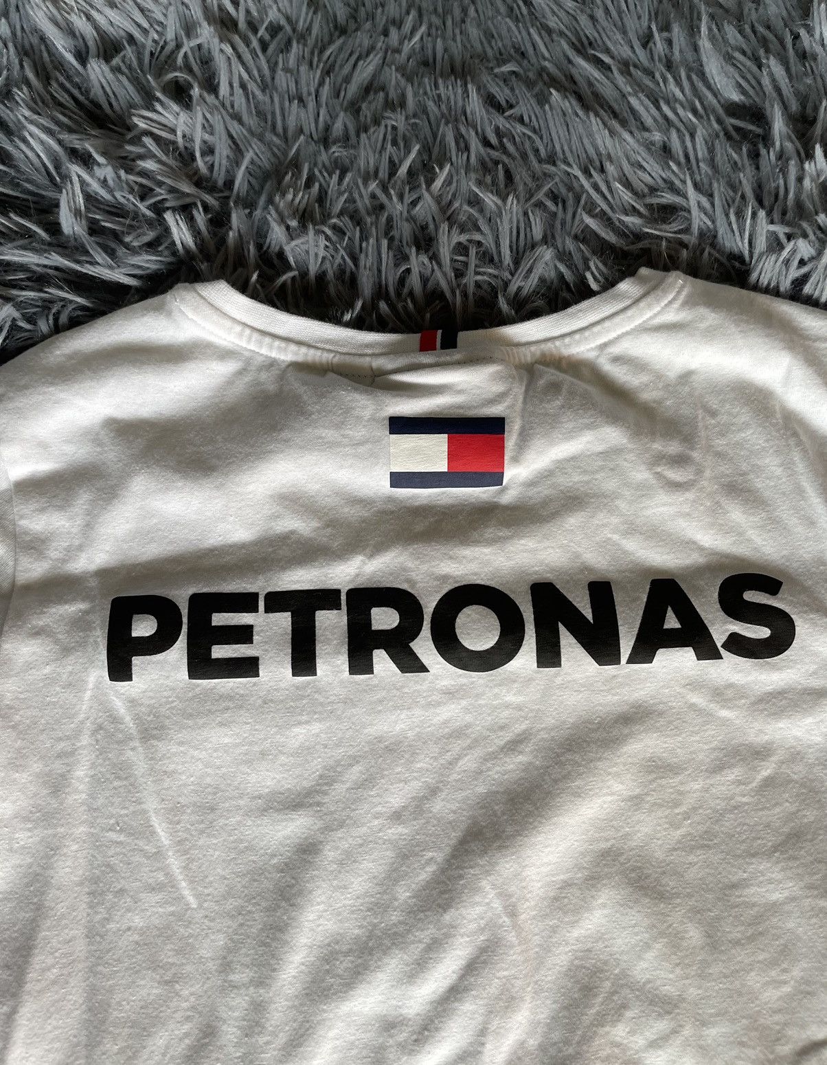 Mercedes-Benz × Tommy Hilfiger Petronas Mercedes Benz AMG x Tommy Hilfiger racing t-shirt Size S / US 4 / IT 40 - 8 Thumbnail