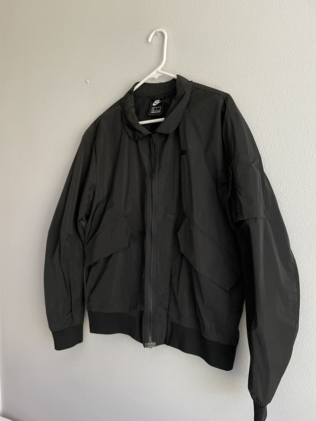 Nike Nike lightweight Utility Bomber Jacket Size US S / EU 44-46 / 1 - 4 Thumbnail