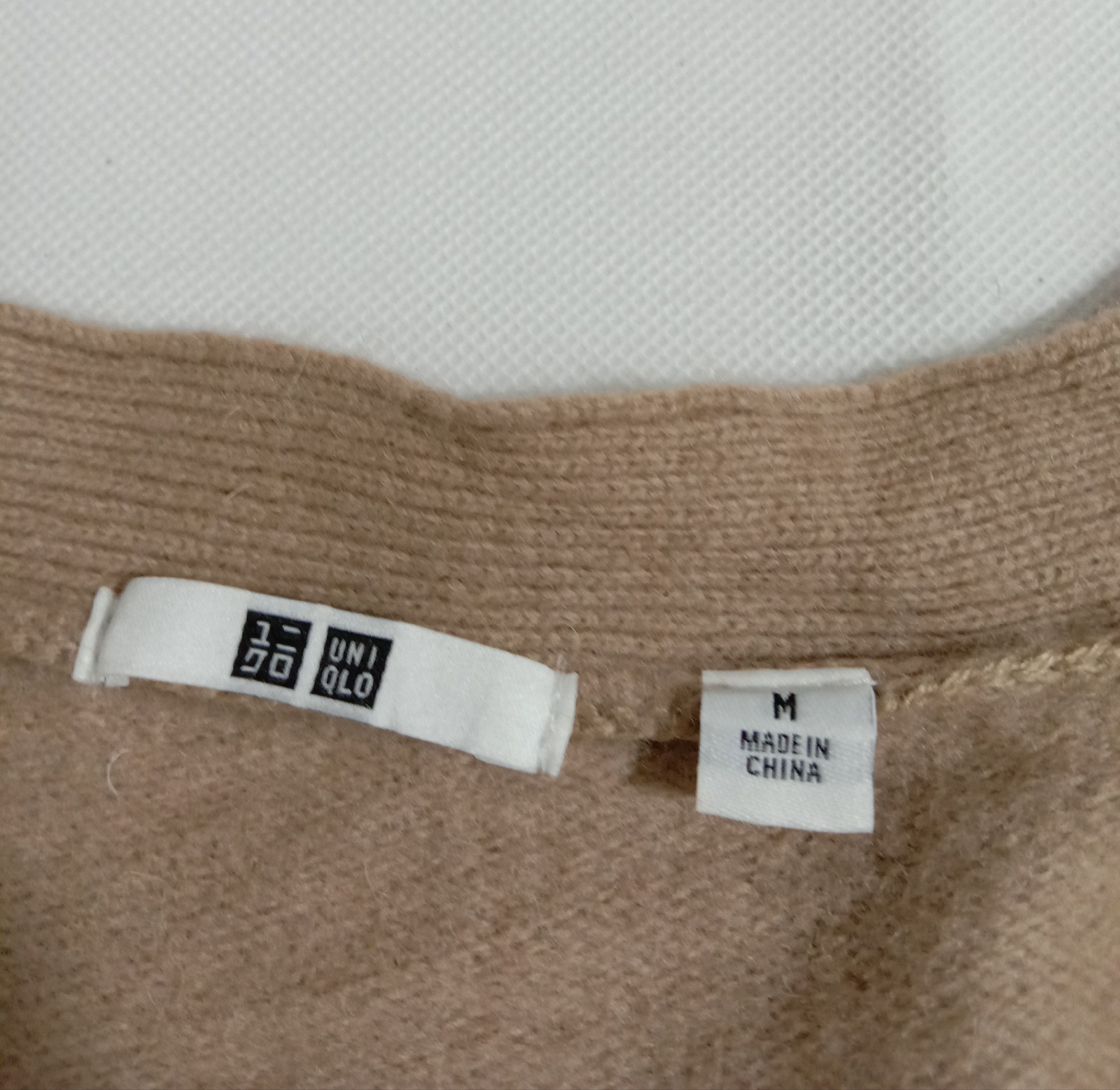 Japanese Brand Uniqlo Chocolate Sweatshirts Cardigan Knitwear Button Up Size M / US 6-8 / IT 42-44 - 3 Thumbnail