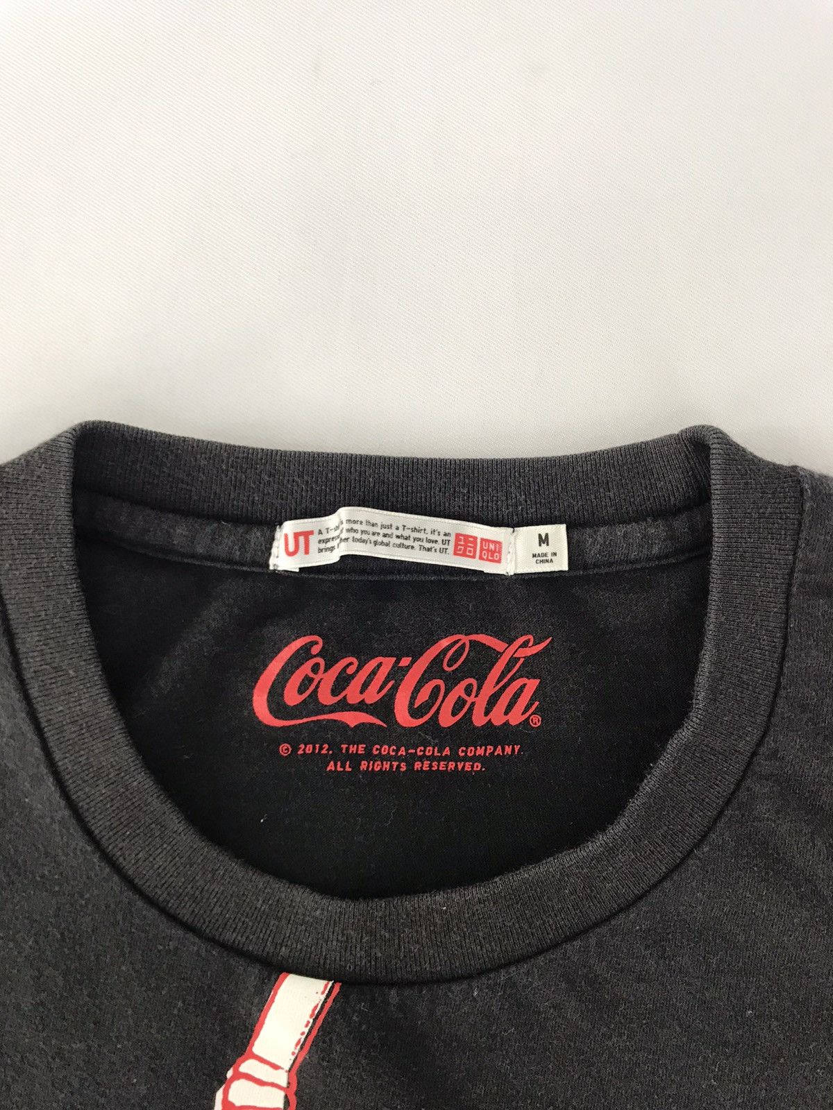 Coca Cola Uniqlo X Coca Cola Company Collab Spell Out Big Printed Size M / US 6-8 / IT 42-44 - 3 Thumbnail