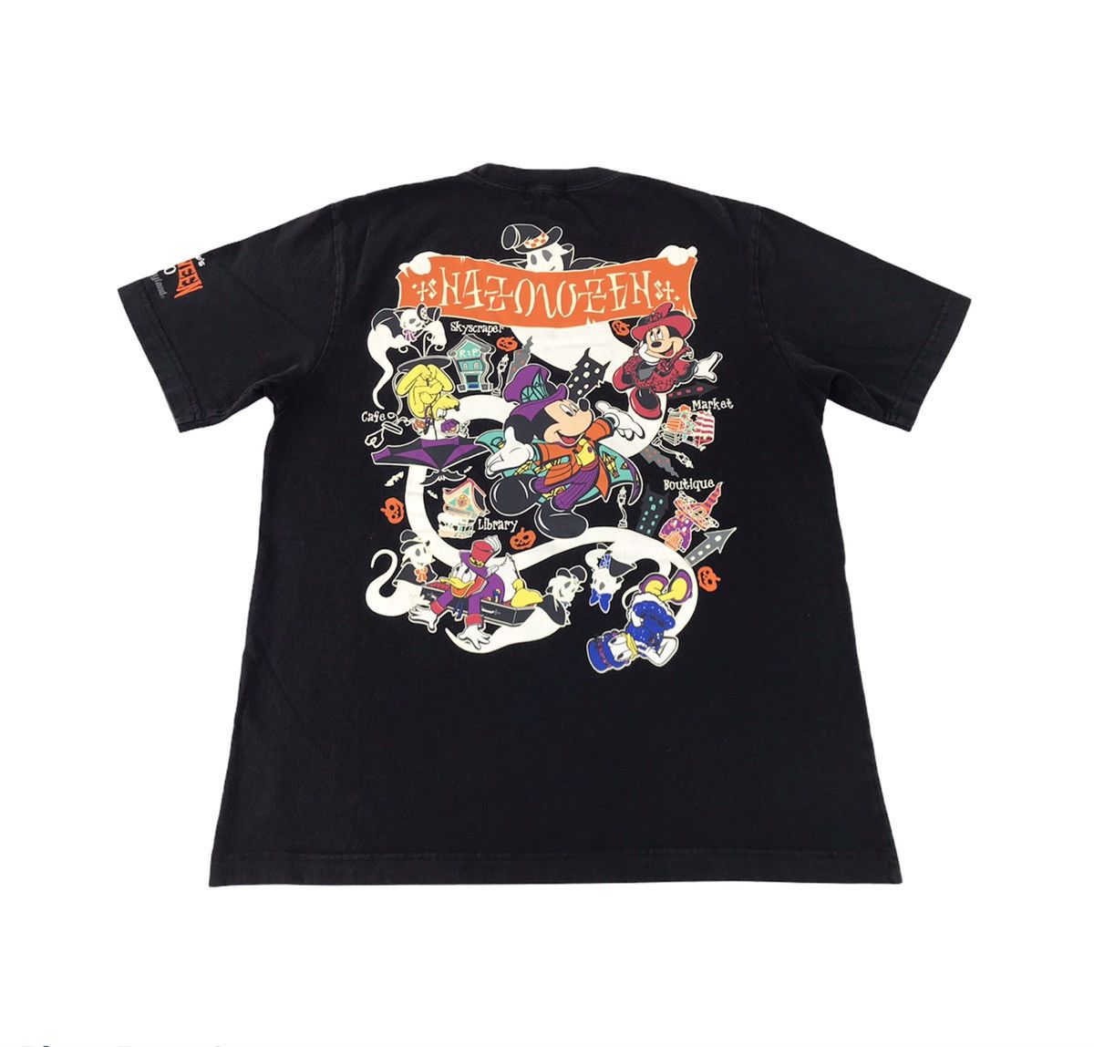 Cartoon Network Disney Tokyo Disneyland Halloween Big Screen Graphic Tee Size M / US 6-8 / IT 42-44 - 1 Thumbnail