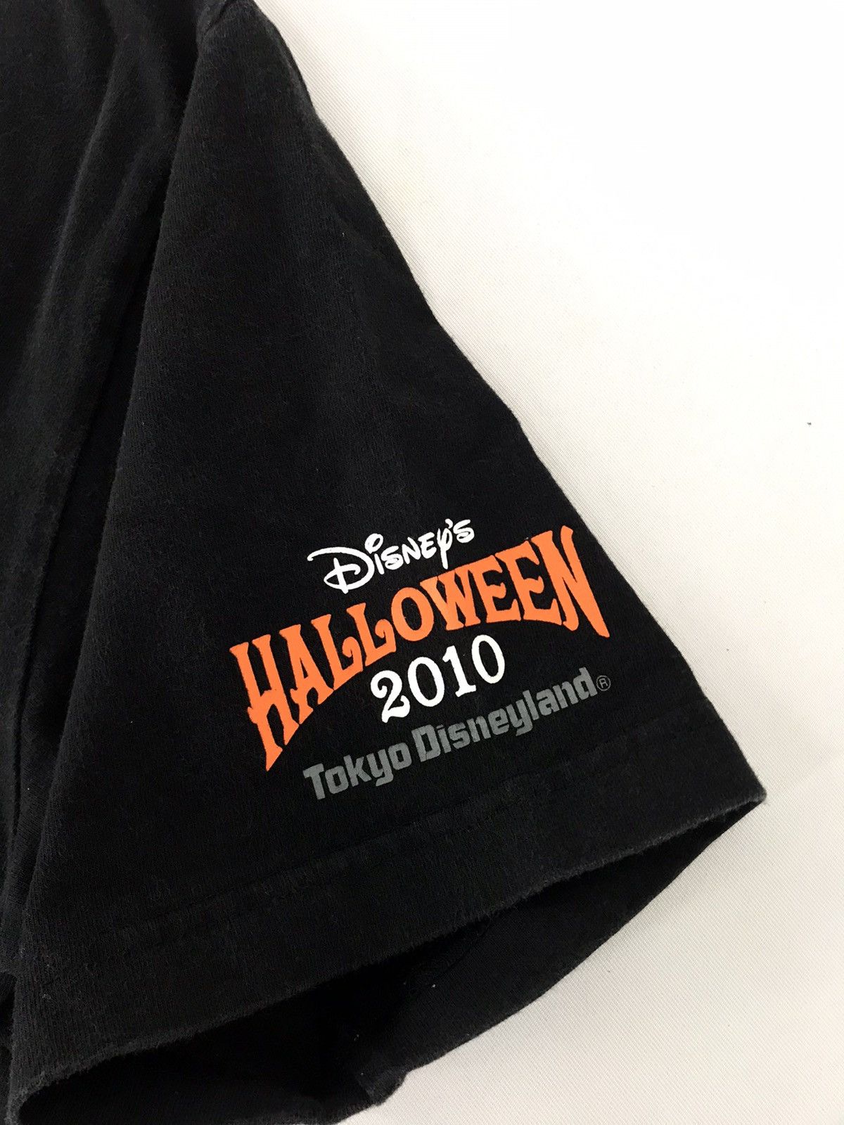 Cartoon Network Disney Tokyo Disneyland Halloween Big Screen Graphic Tee Size M / US 6-8 / IT 42-44 - 4 Thumbnail