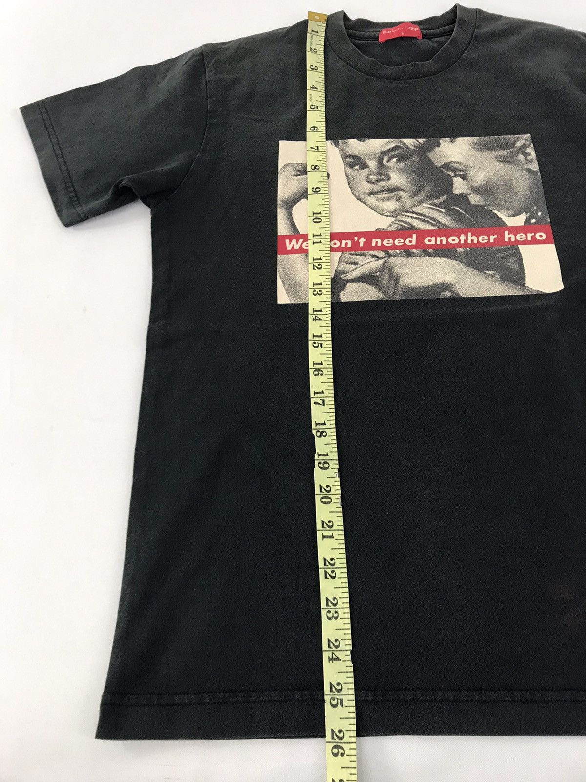 Barbara Kruger Rare Barbara Kruger We Don't Need Another Hero Art Tee Size US S / EU 44-46 / 1 - 9 Thumbnail