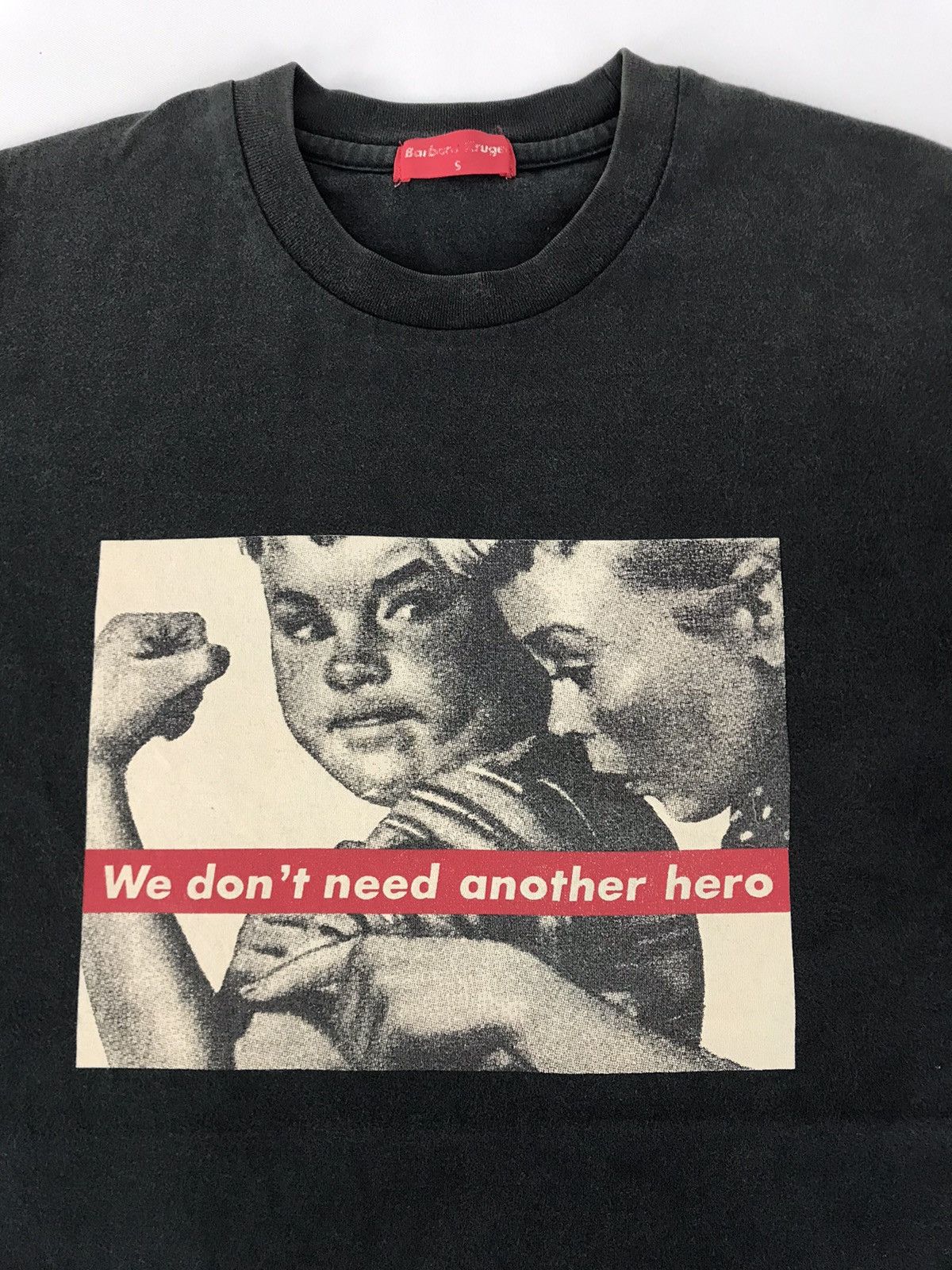 Barbara Kruger Rare Barbara Kruger We Don't Need Another Hero Art Tee Size US S / EU 44-46 / 1 - 2 Thumbnail