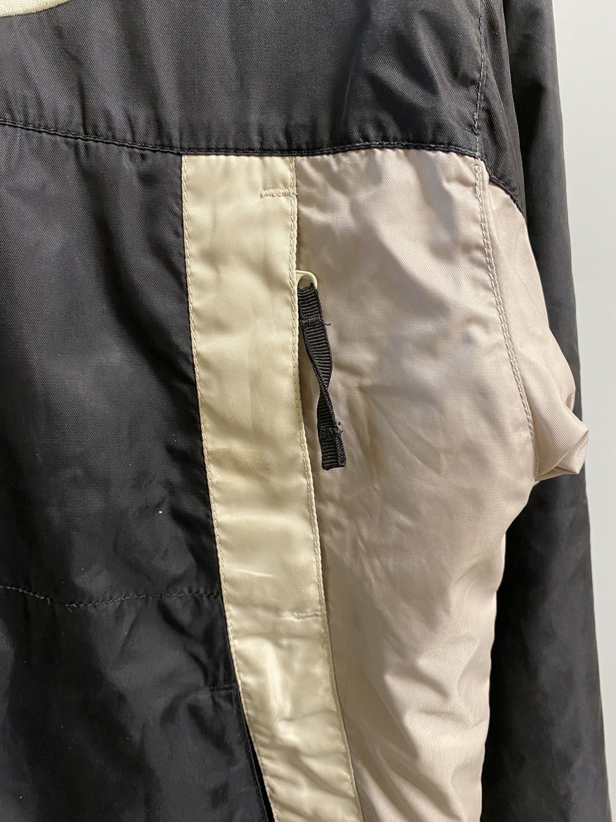 Nike × Vintage Vintage Nike Big Logo Jacket Size XS / US 0-2 / IT 36-38 - 9 Thumbnail