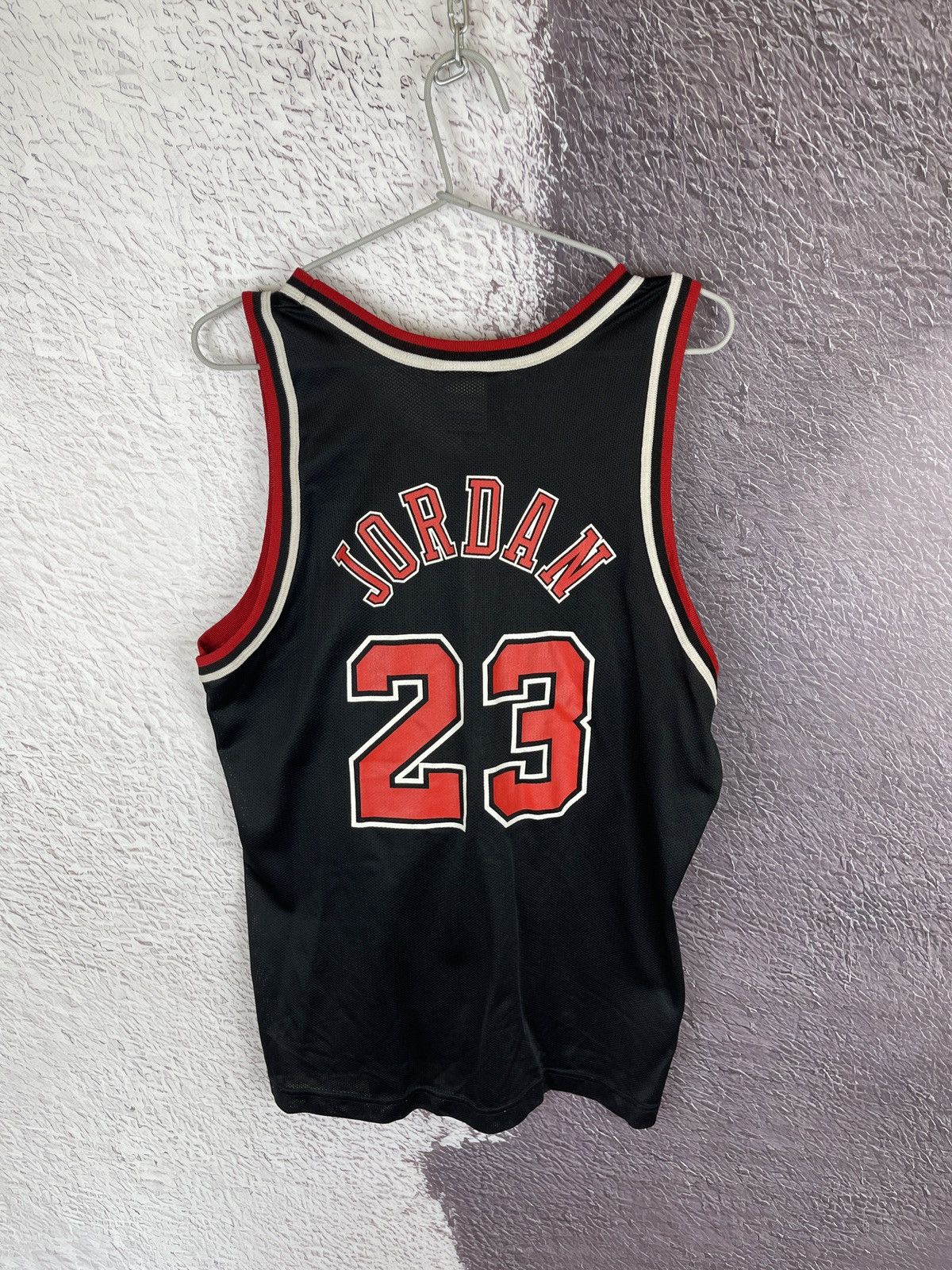 Champion Champion Authentic Chicago Bulls #23 Jordan jersey size 40 Size US S / EU 44-46 / 1 - 2 Thumbnail