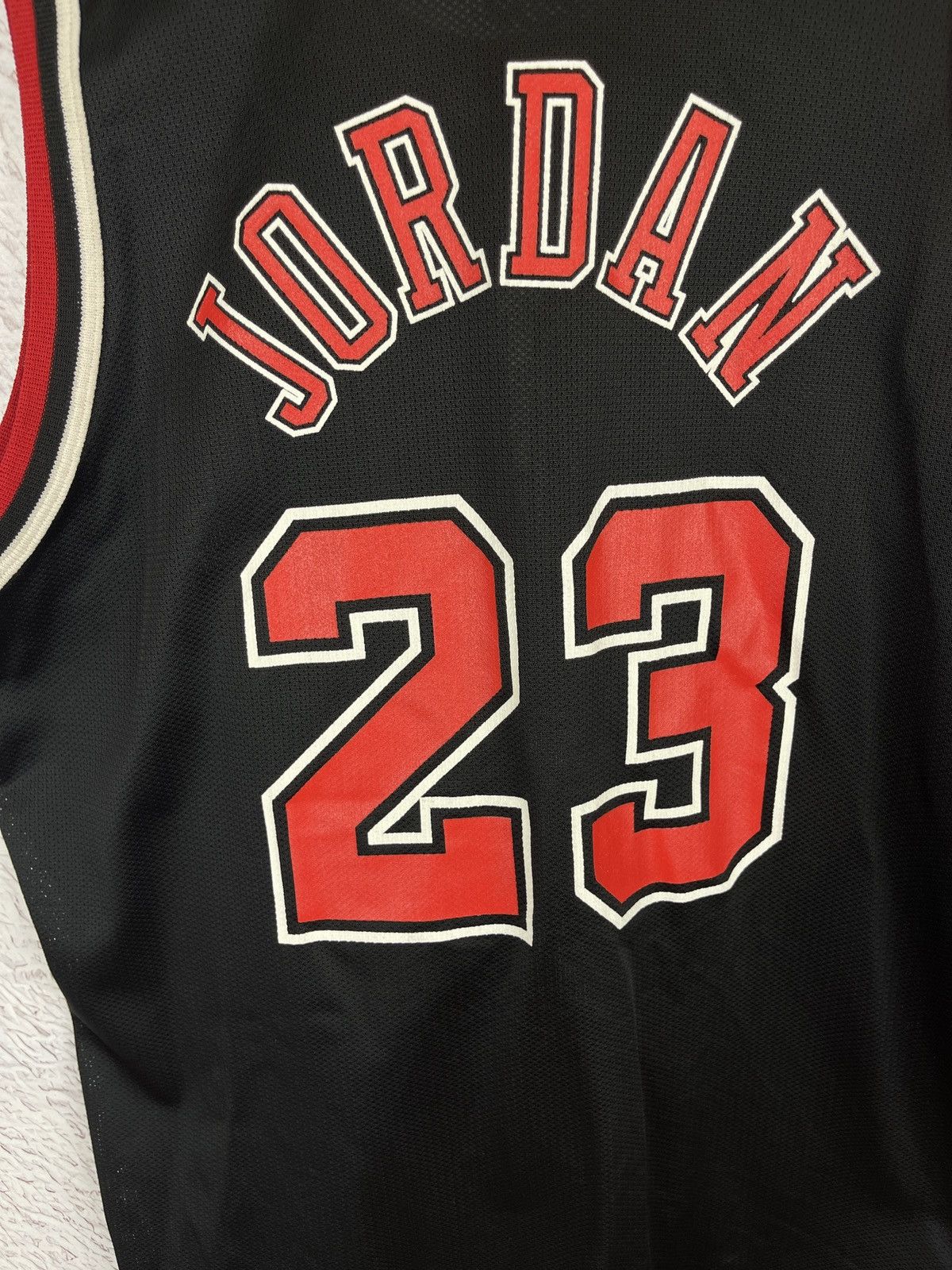 Champion Champion Authentic Chicago Bulls #23 Jordan jersey size 40 Size US S / EU 44-46 / 1 - 11 Thumbnail