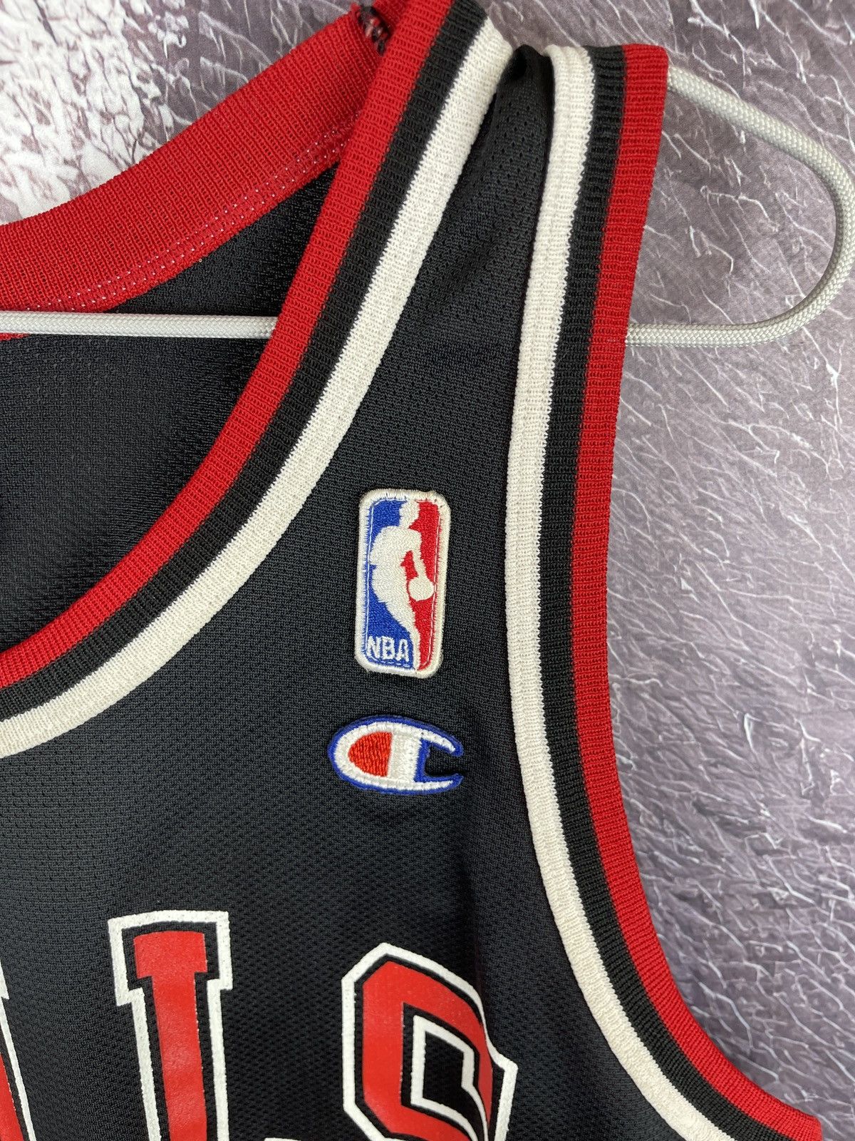Champion Champion Authentic Chicago Bulls #23 Jordan jersey size 40 Size US S / EU 44-46 / 1 - 5 Thumbnail