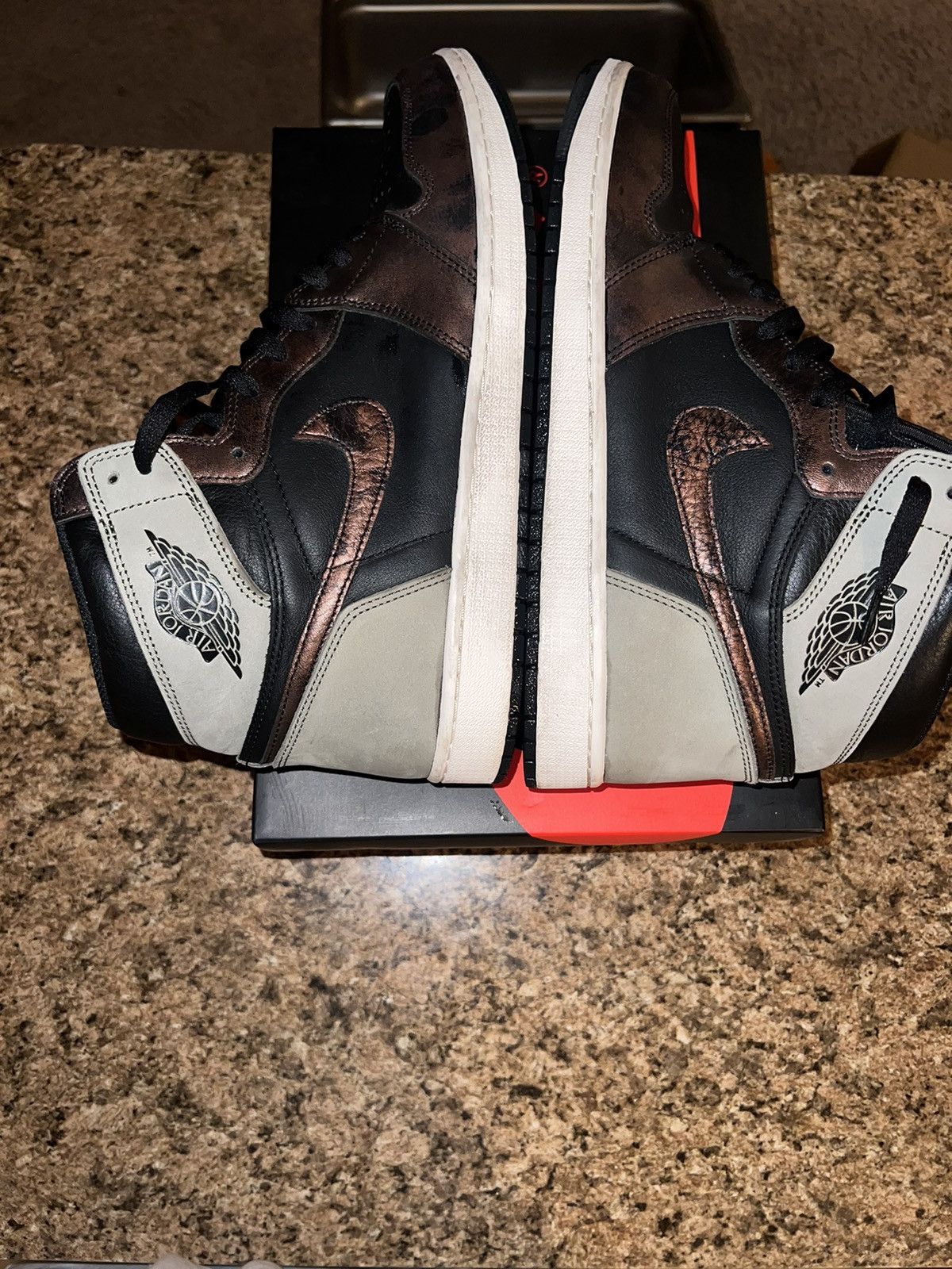 Jordan Brand Air Jordan 1 Retro Shadow “copper” size 14 Size US 14 / EU 47 - 4 Thumbnail