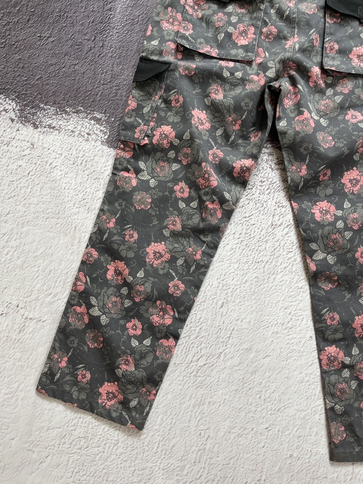 Japanese Brand Vintage Carpenter double knee workwear pants floral flower Size US 38 / EU 54 - 9 Thumbnail