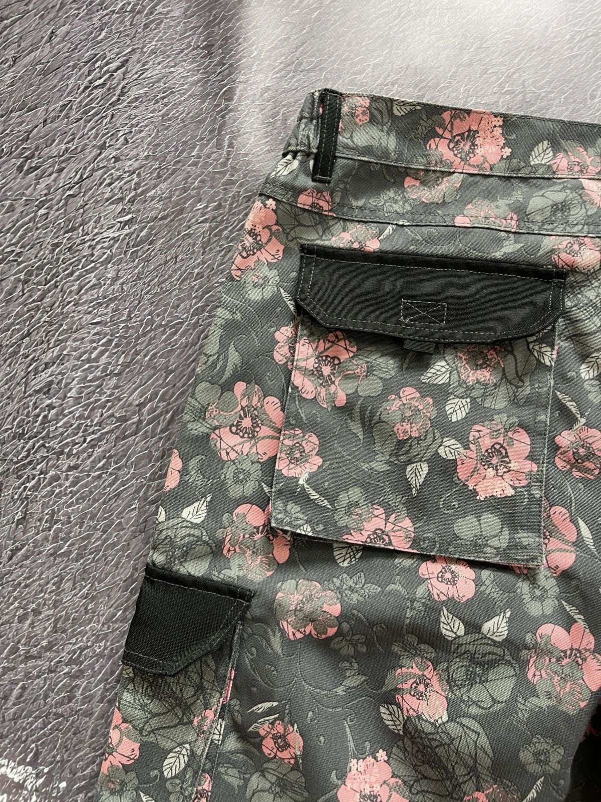 Japanese Brand Vintage Carpenter double knee workwear pants floral flower Size US 38 / EU 54 - 13 Thumbnail