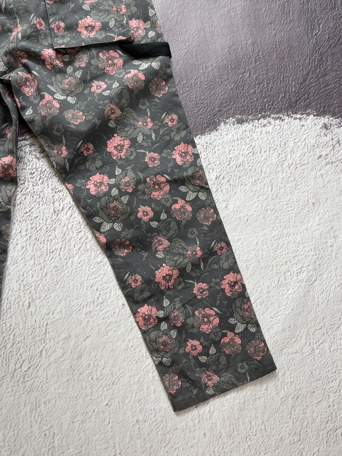 Japanese Brand Vintage Carpenter double knee workwear pants floral flower Size US 38 / EU 54 - 10 Thumbnail