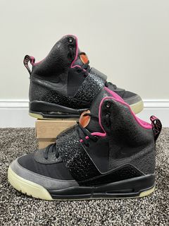 Air yeezy hotsell shoes black pink