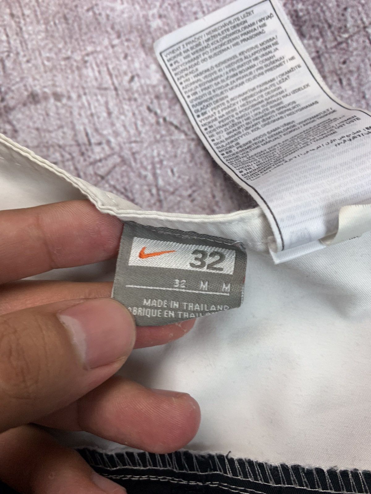 Nike × Vintage Vintage Nike Y2K Hype Shorts Size US 32 / EU 48 - 3 Thumbnail